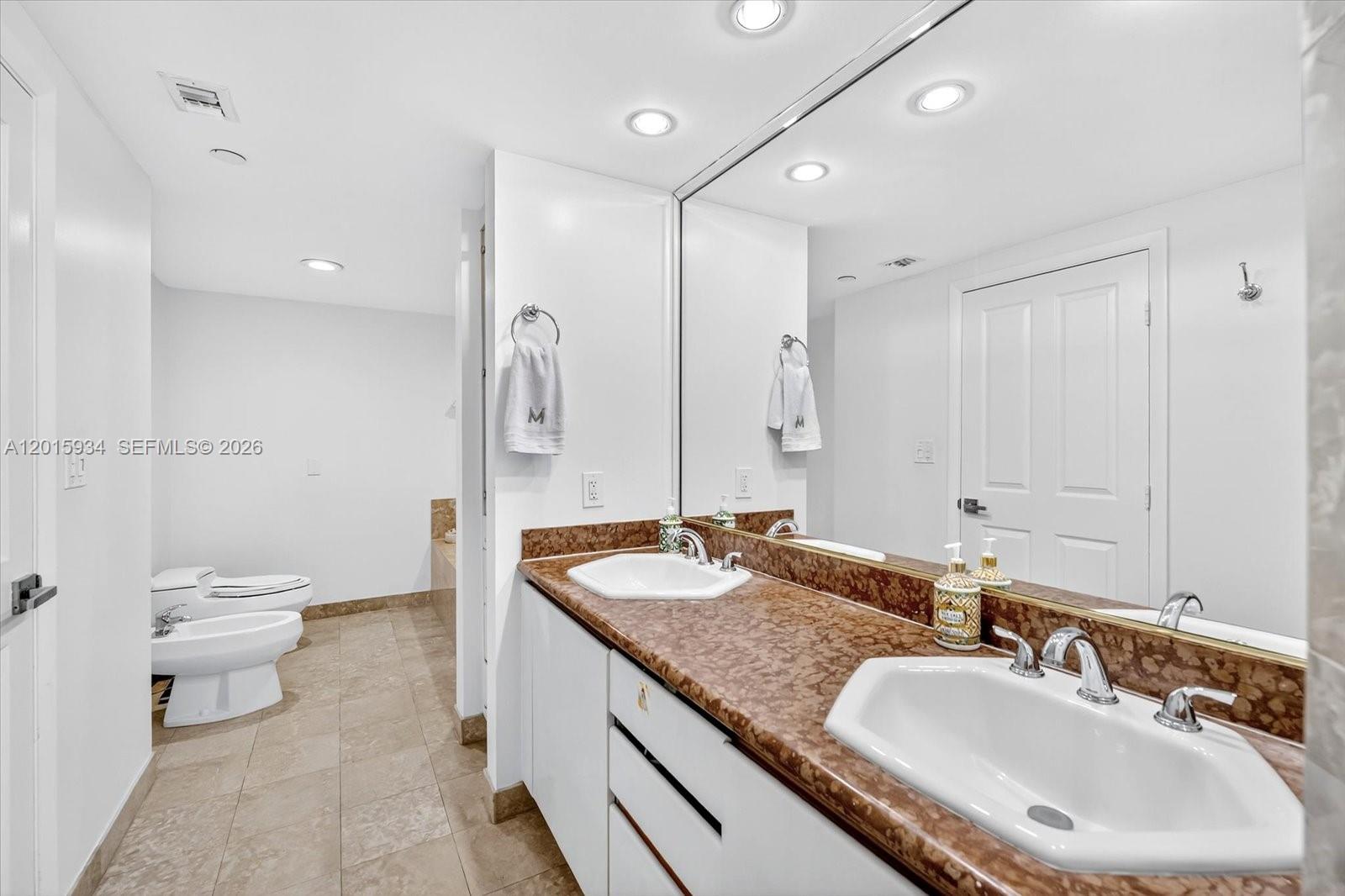 2127 Brickell Ave #2005 Miami, FL 33129