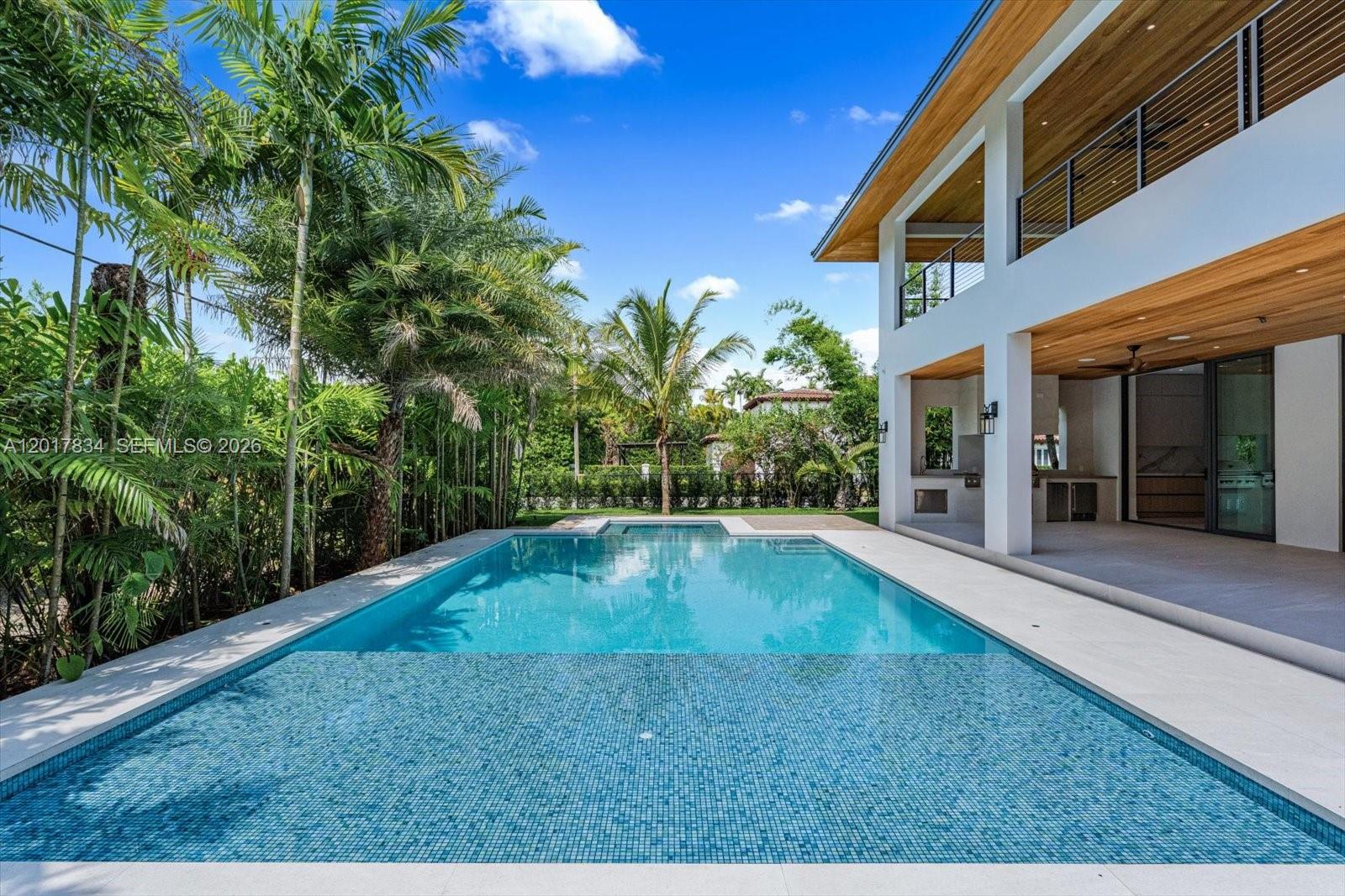5890 SW 82nd St South Miami, FL 33143