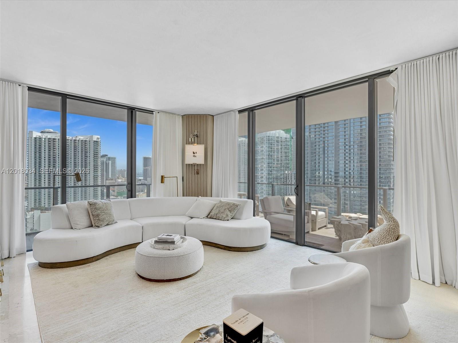 88 SW 7th St #2011 Miami, FL 33130