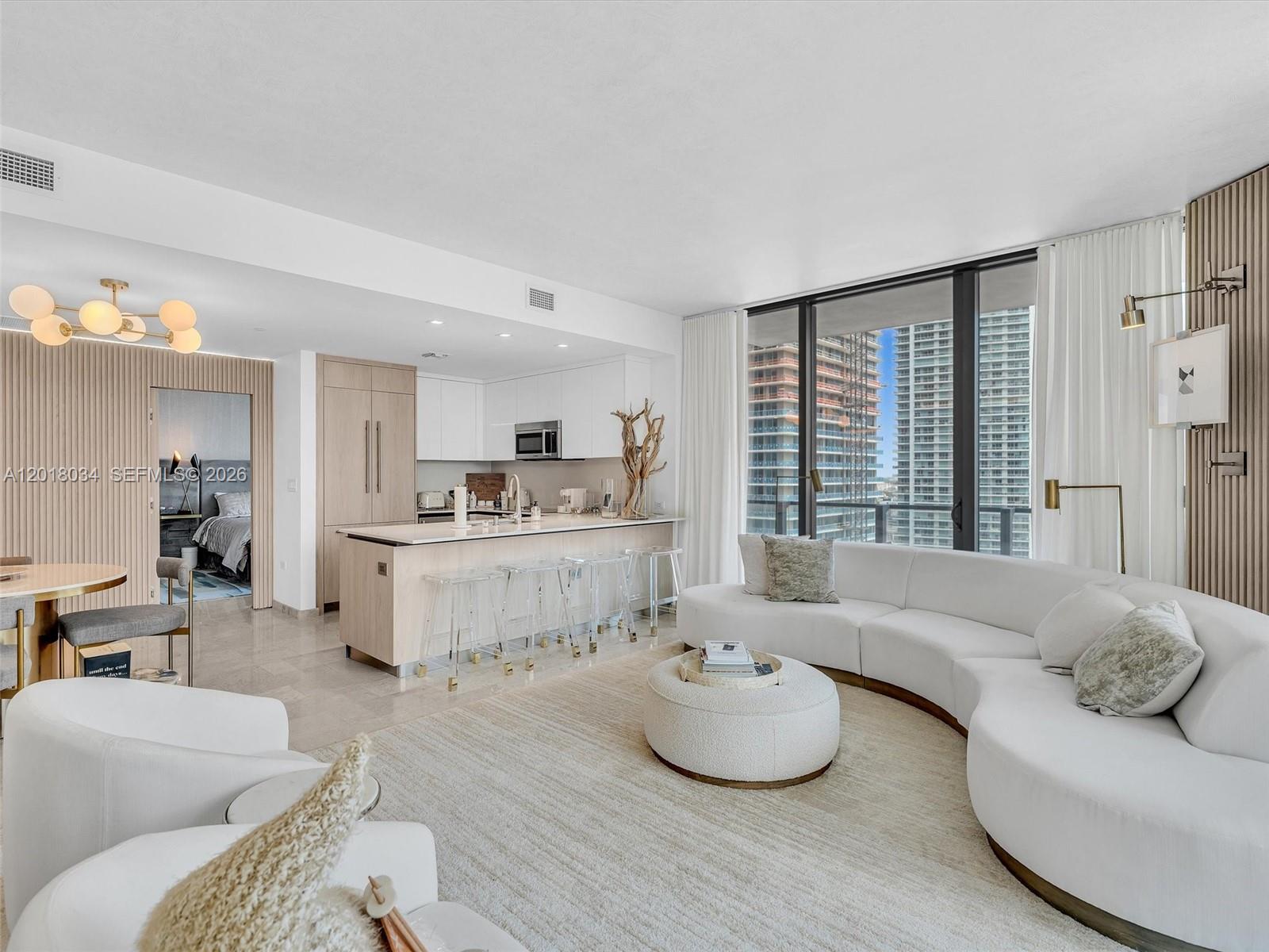 88 SW 7th St #2011 Miami, FL 33130
