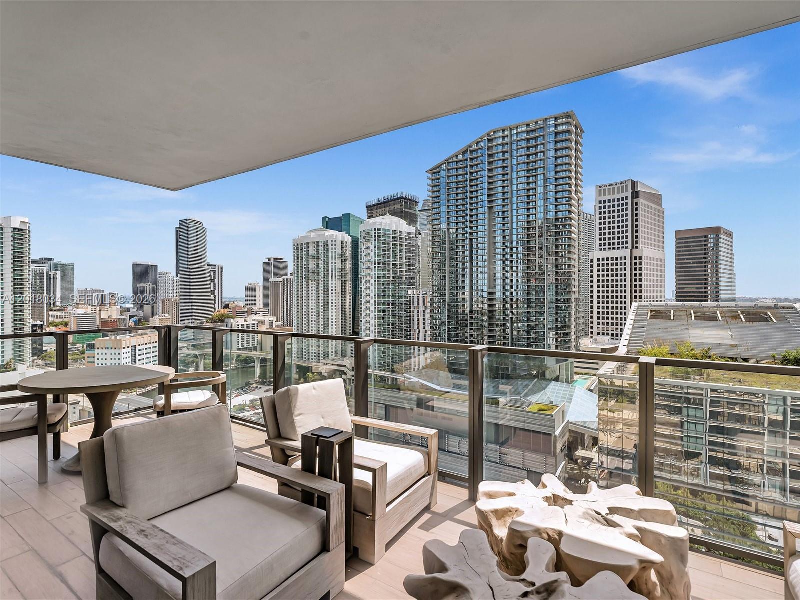 88 SW 7th St #2011 Miami, FL 33130