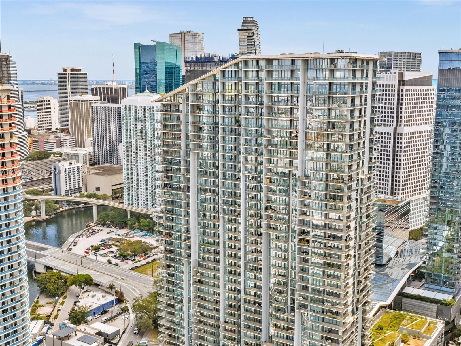 88 SW 7th St #2011 Miami, FL 33130