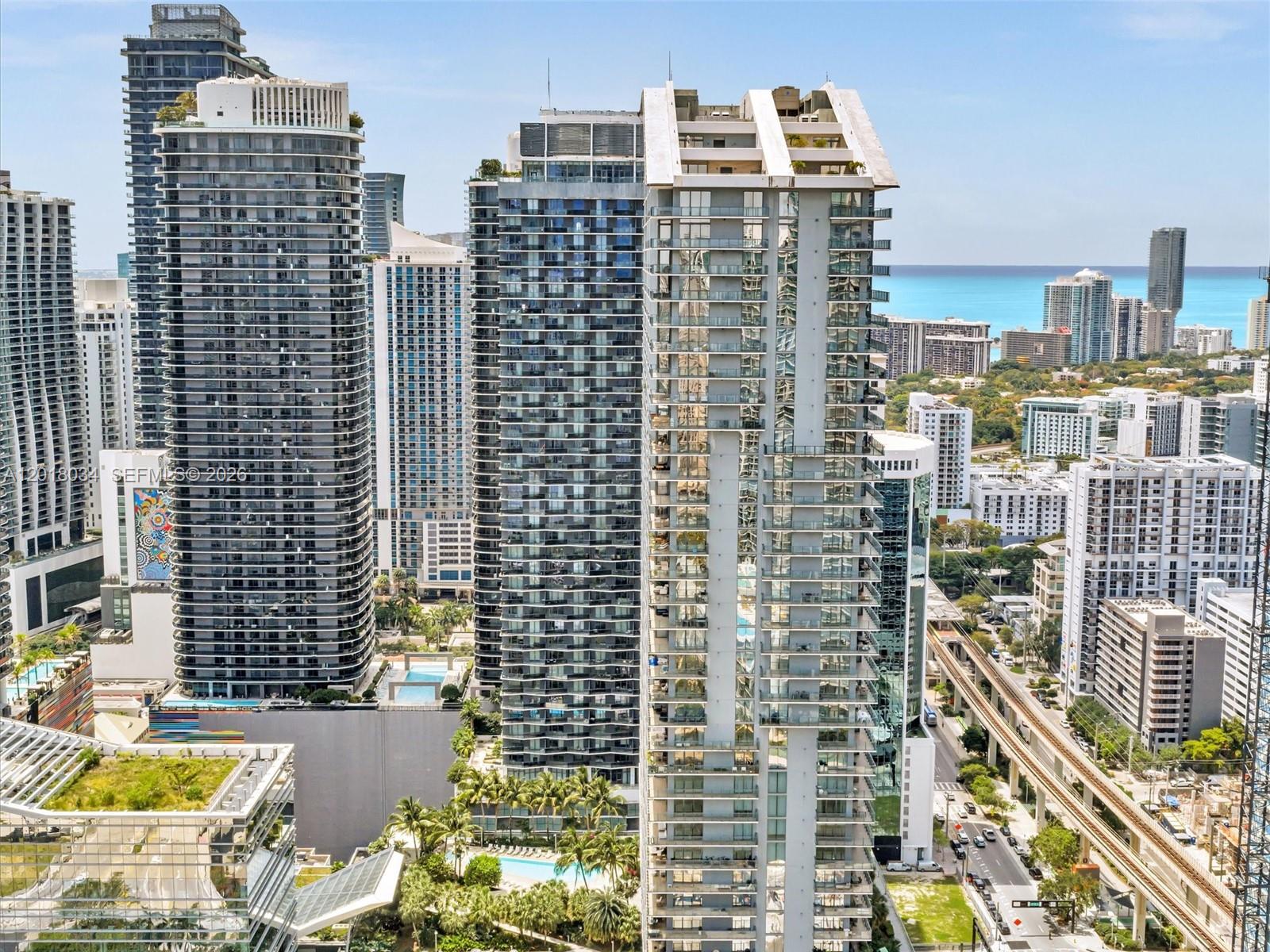 88 SW 7th St #2011 Miami, FL 33130