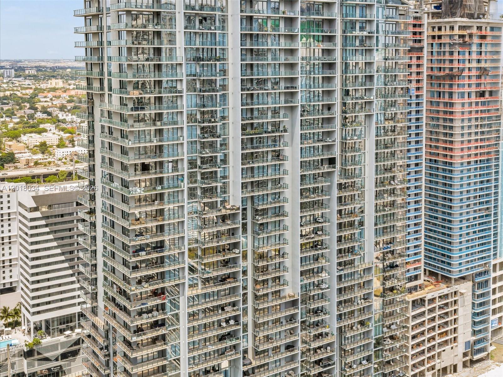 88 SW 7th St #2011 Miami, FL 33130