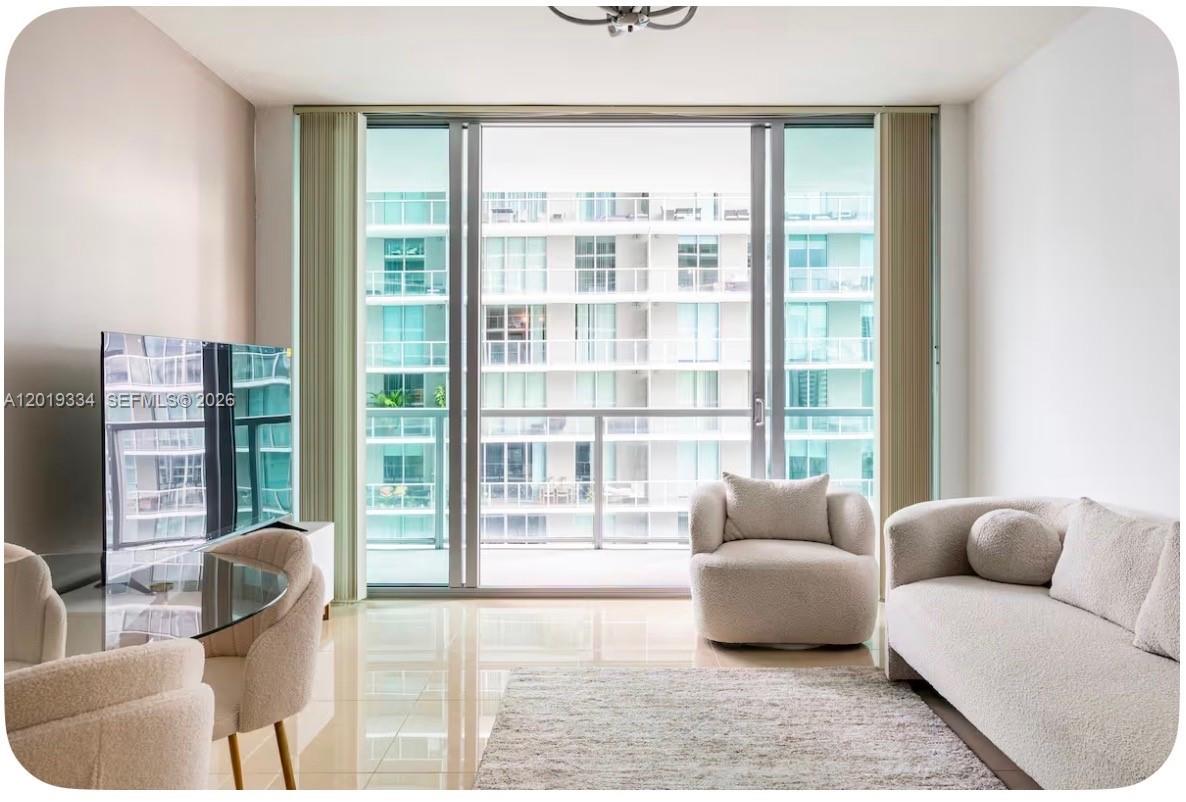 image Axis on Brickell North5