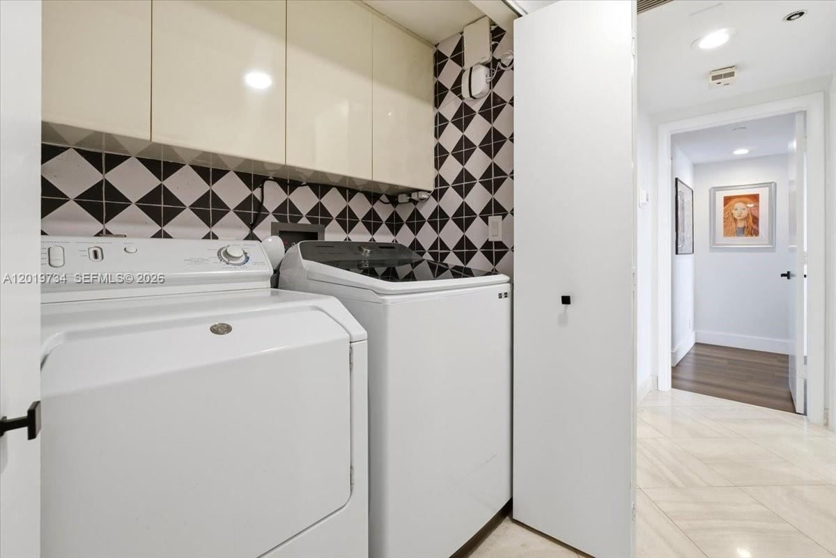 3000 Island Blvd #2802 Aventura, FL 33160