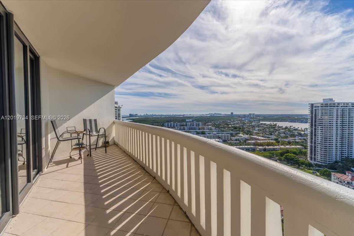 3000 Island Blvd #2802 Aventura, FL 33160