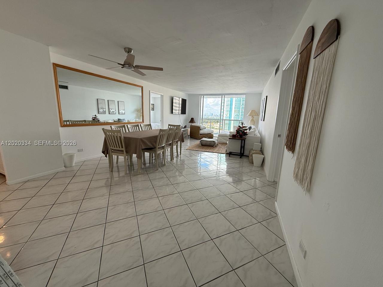 6039 Collins Ave #1236