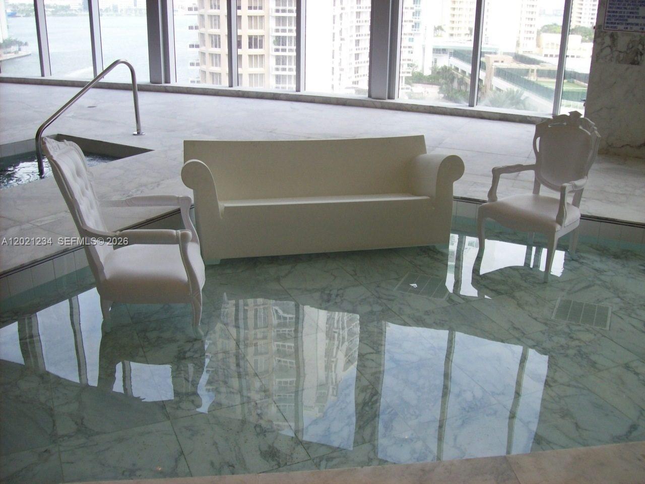 image Icon Brickell I26
