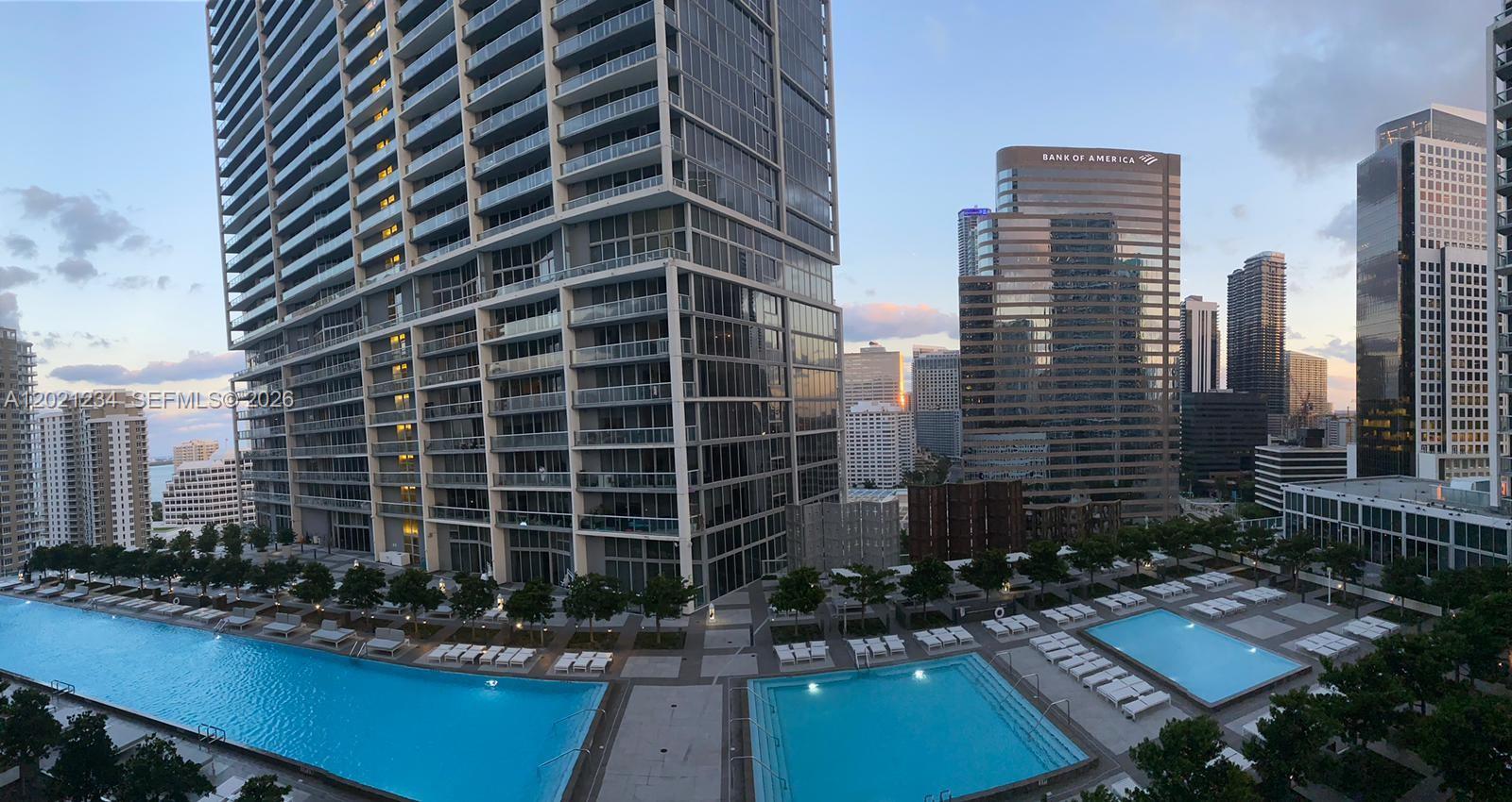 image Icon Brickell I35