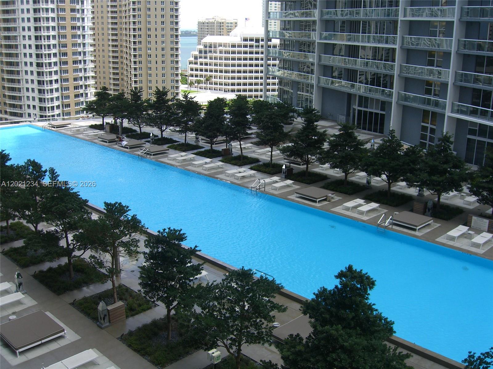 image Icon Brickell I3