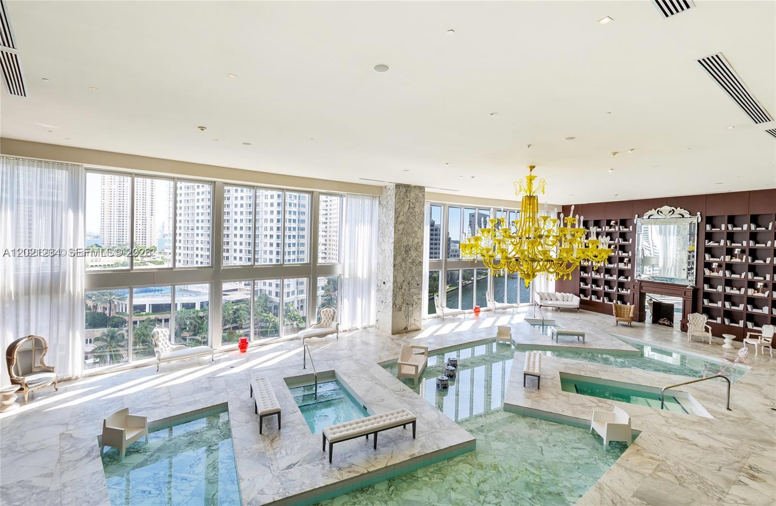 image Icon Brickell I56
