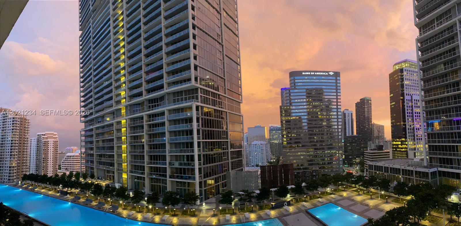 image Icon Brickell I58