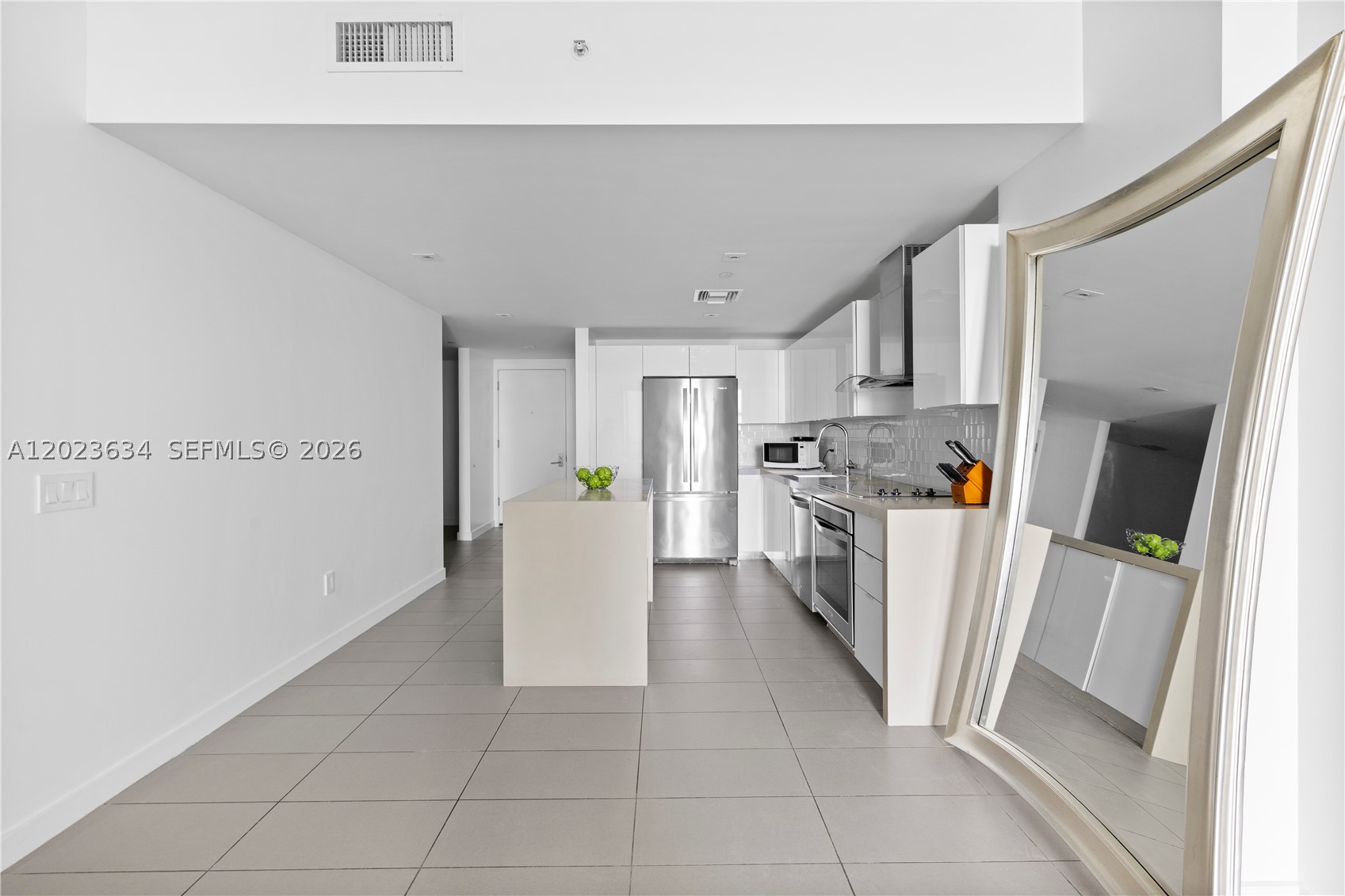 image Canvas10