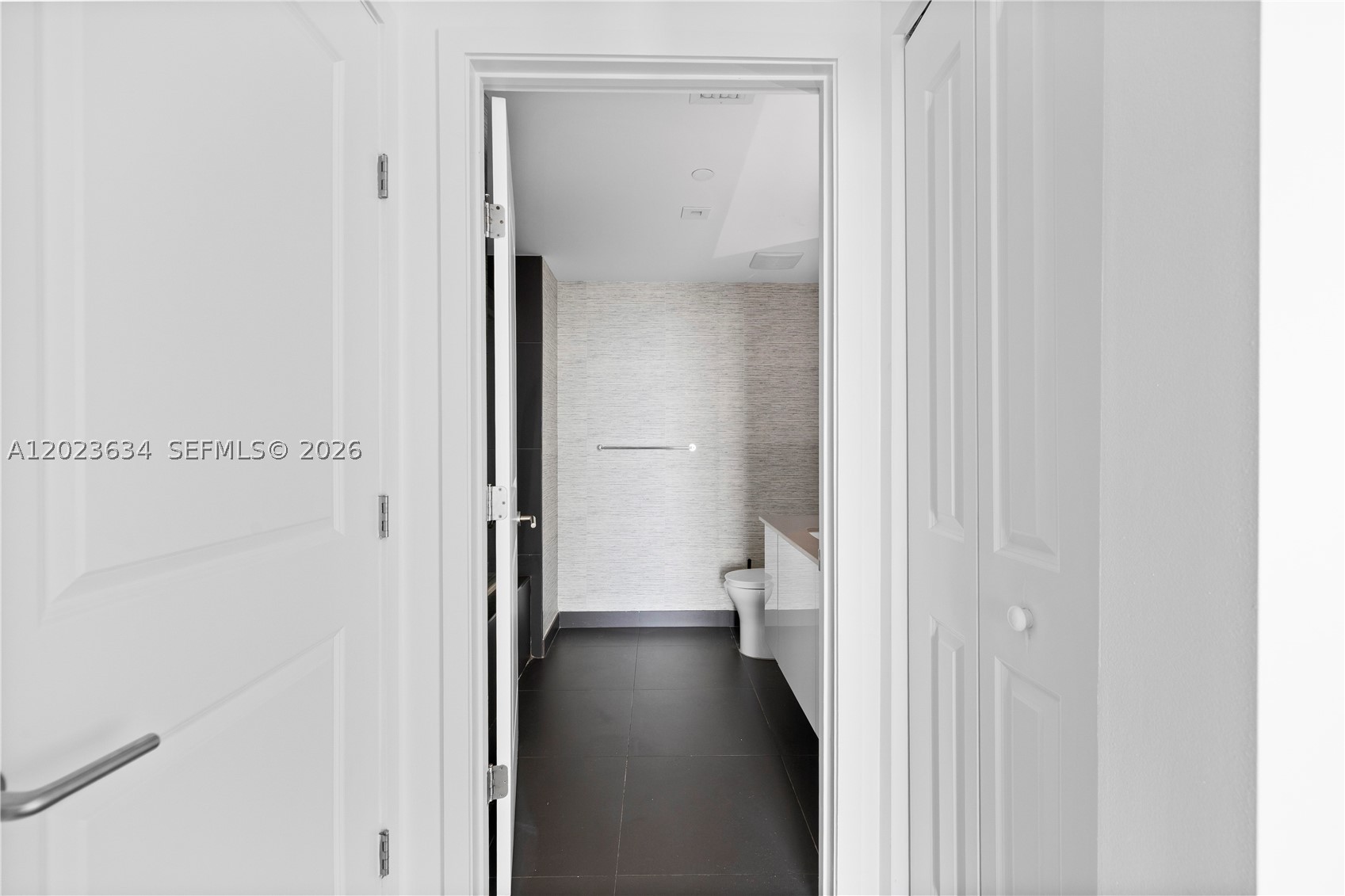 image Canvas15