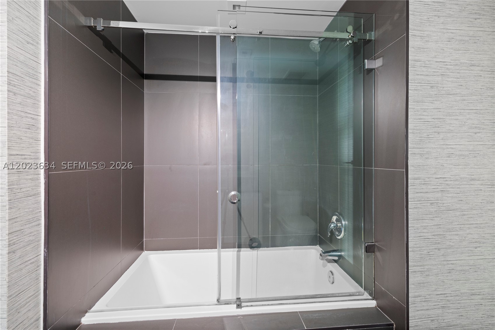 image Canvas17
