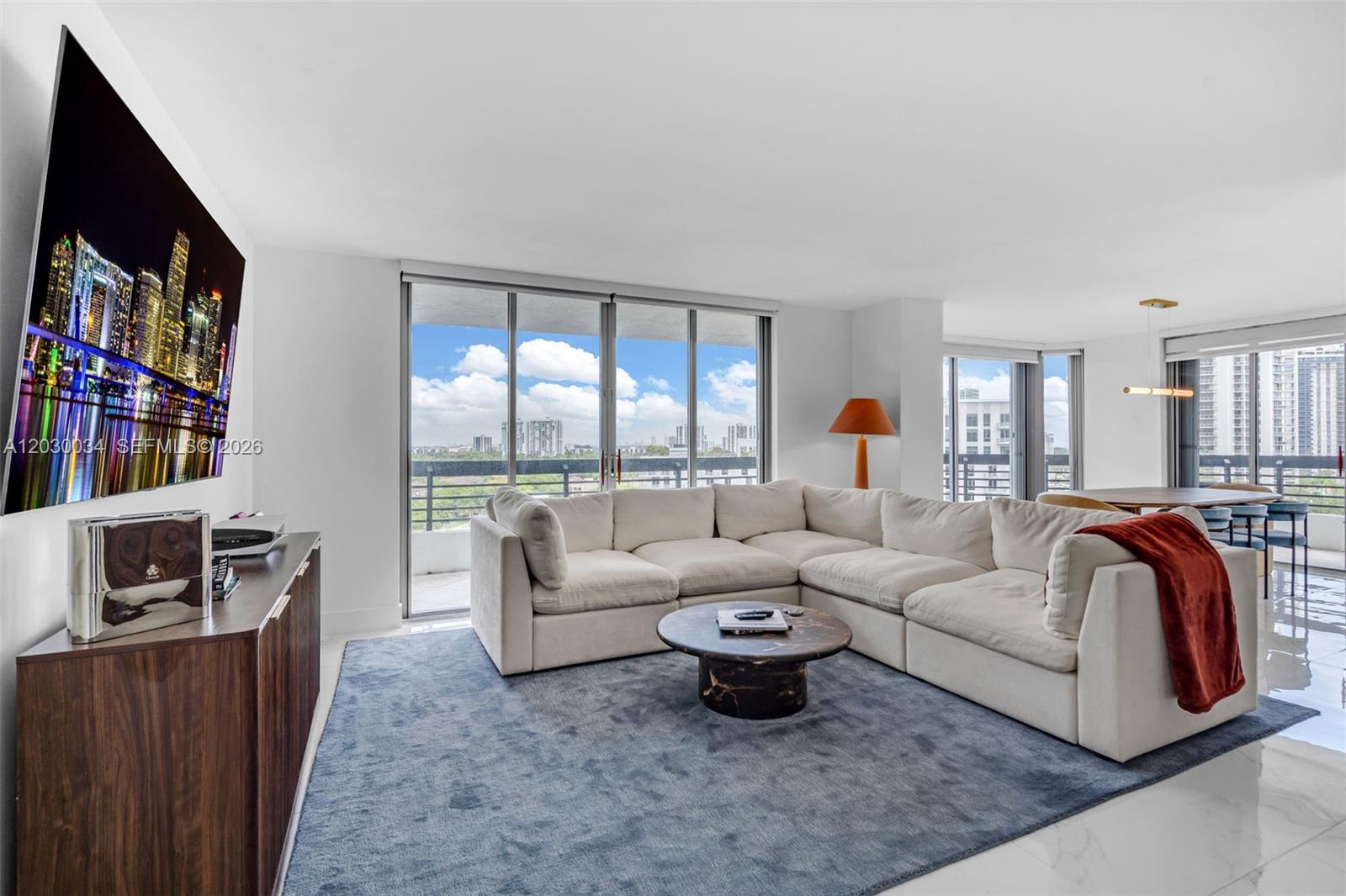 3500 Mystic Pointe Dr #1205 Aventura, FL 33180