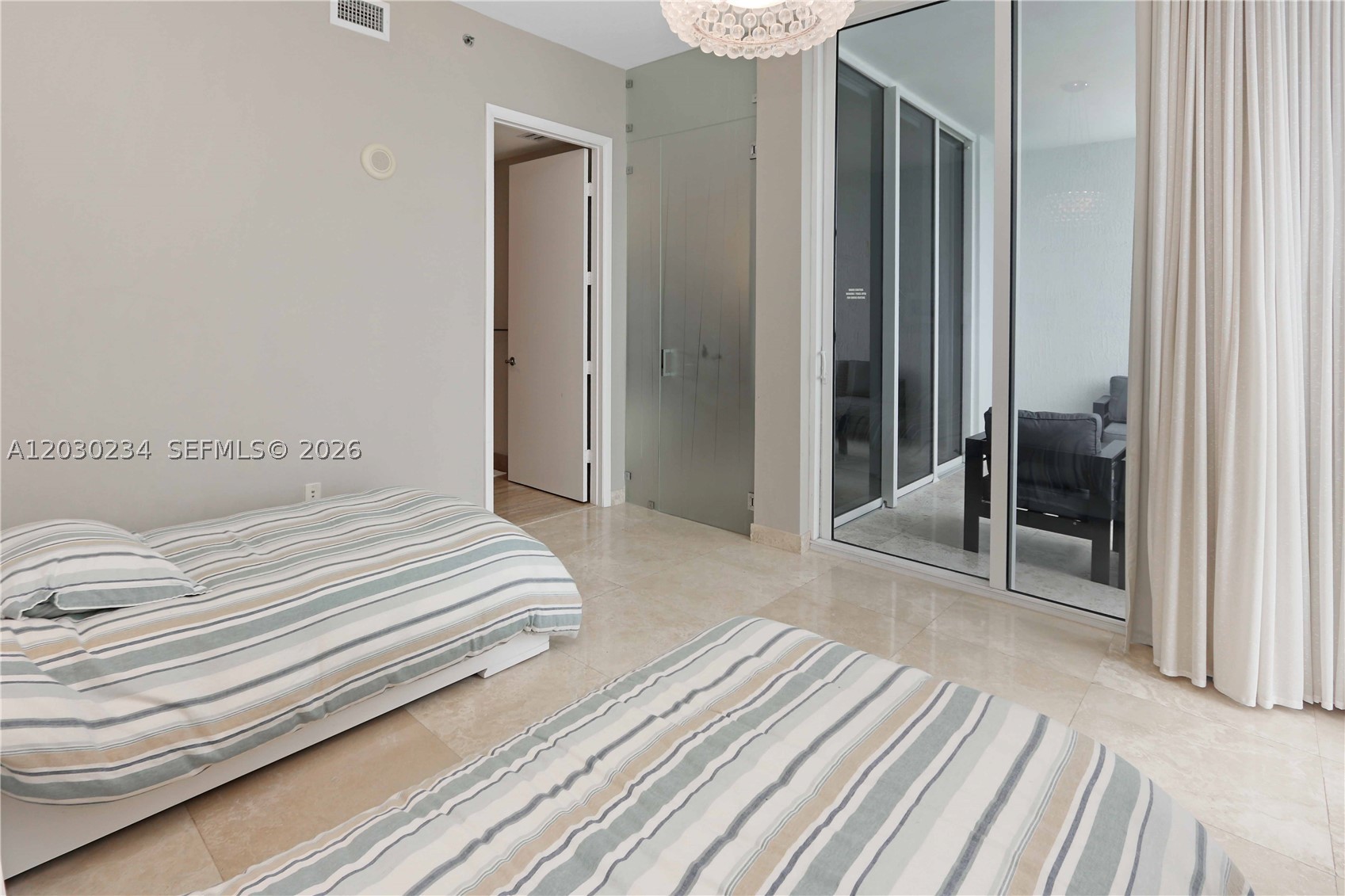 image Trump Tower II42