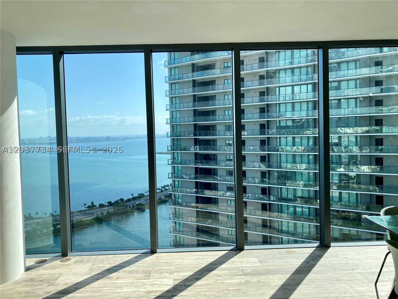image Paraiso Bay2