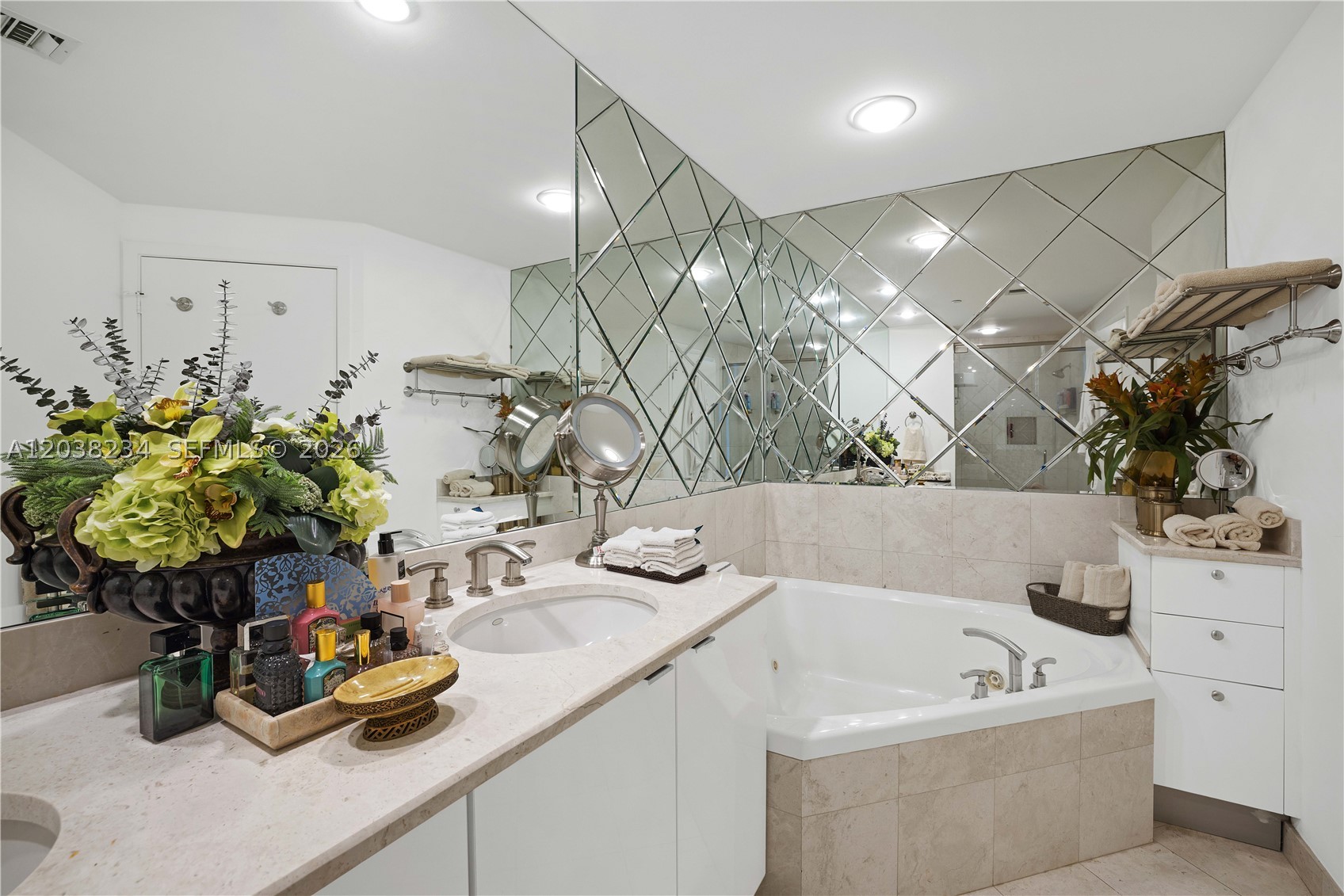 901 Brickell Key Blvd #2408 Miami, FL 33131