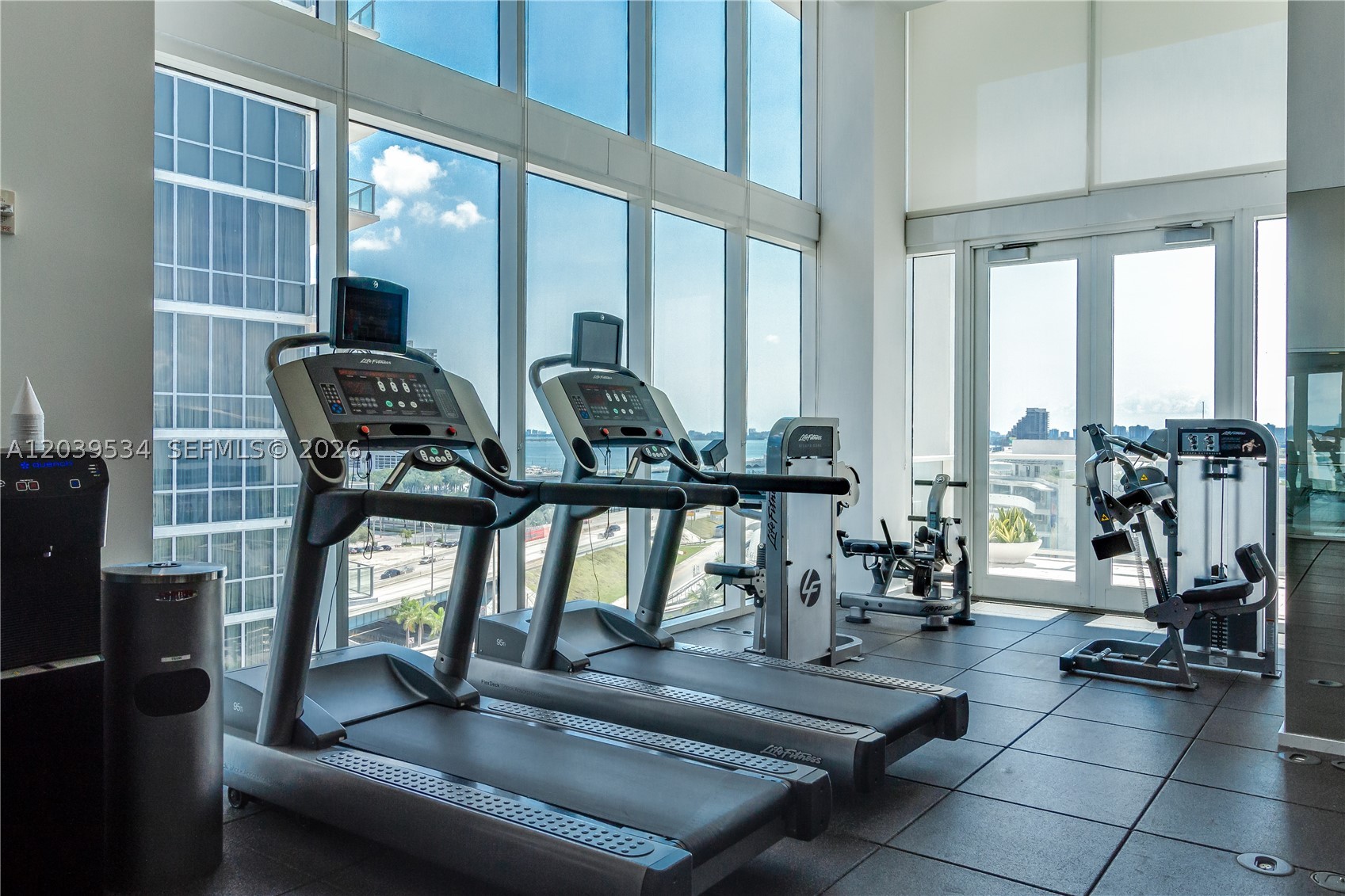 1040 Biscayne Blvd #3101 Miami, FL 33132