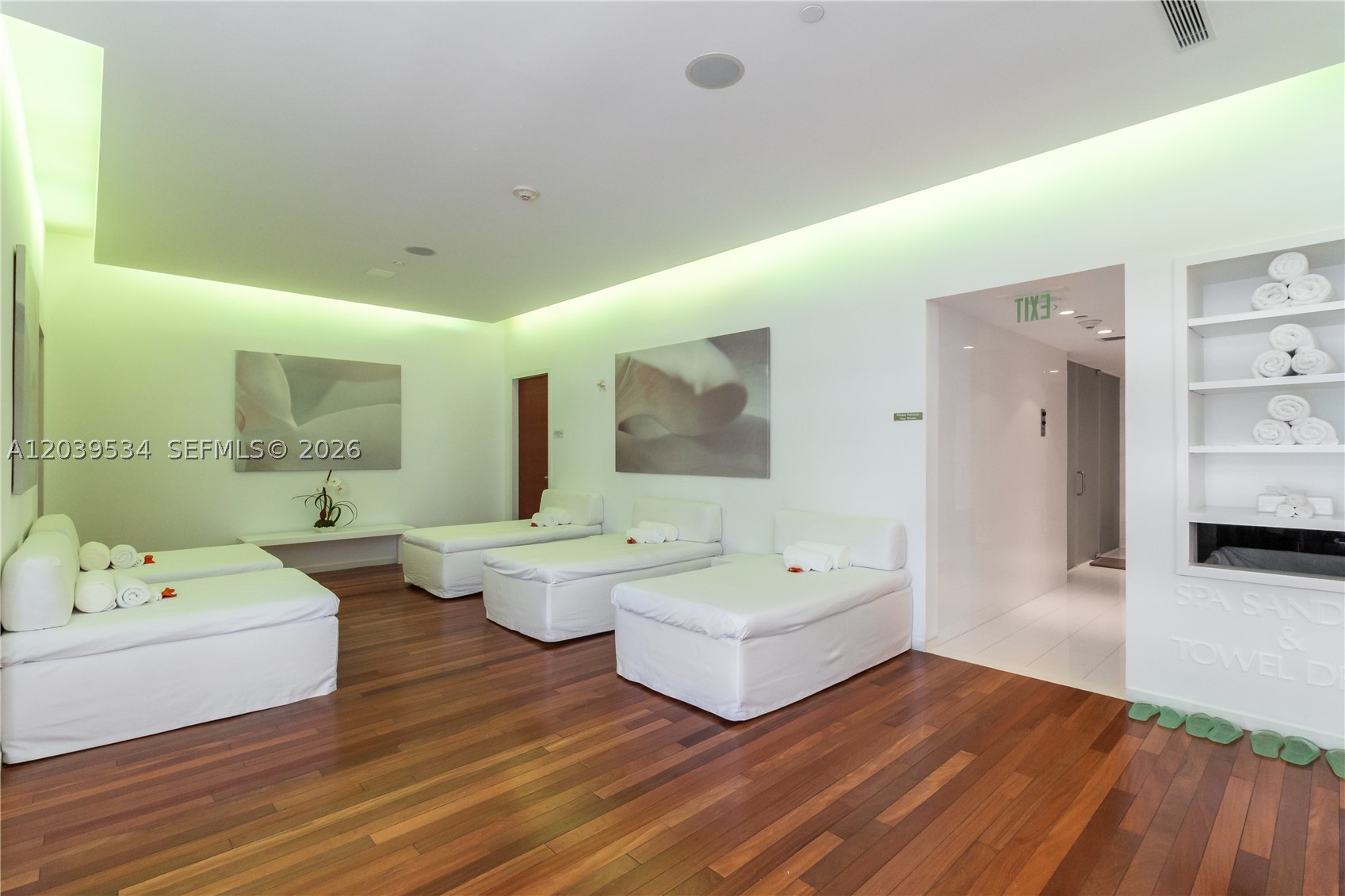 1040 Biscayne Blvd #3101 Miami, FL 33132