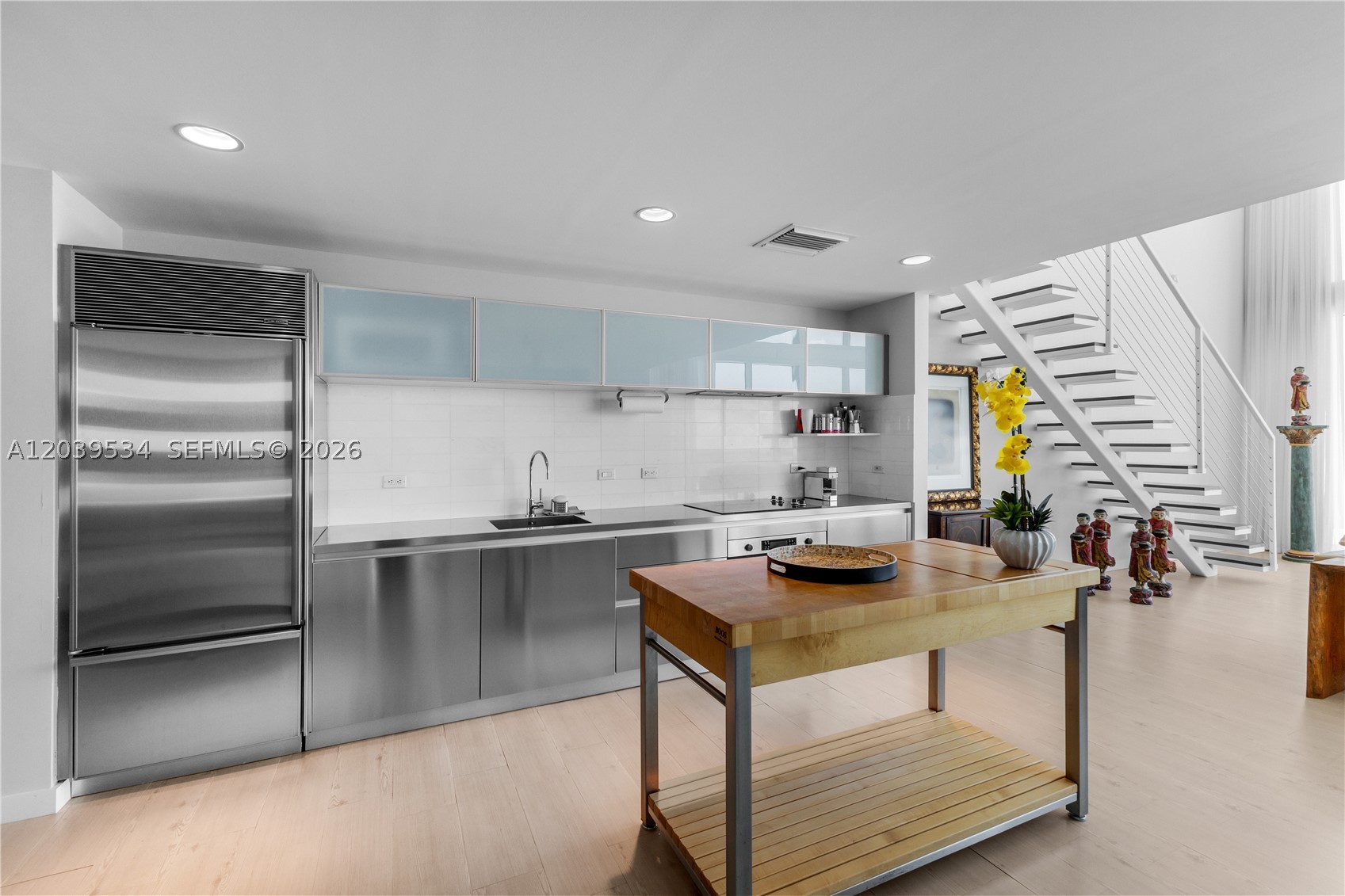 1040 Biscayne Blvd #3101 Miami, FL 33132