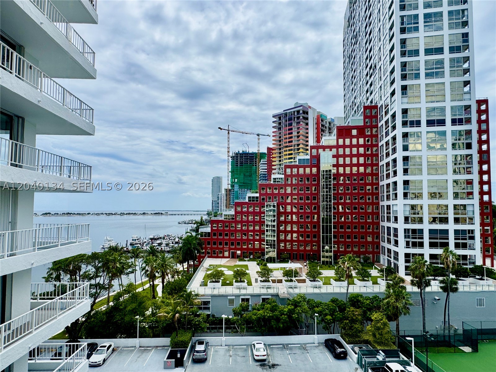 image Brickell Harbour37