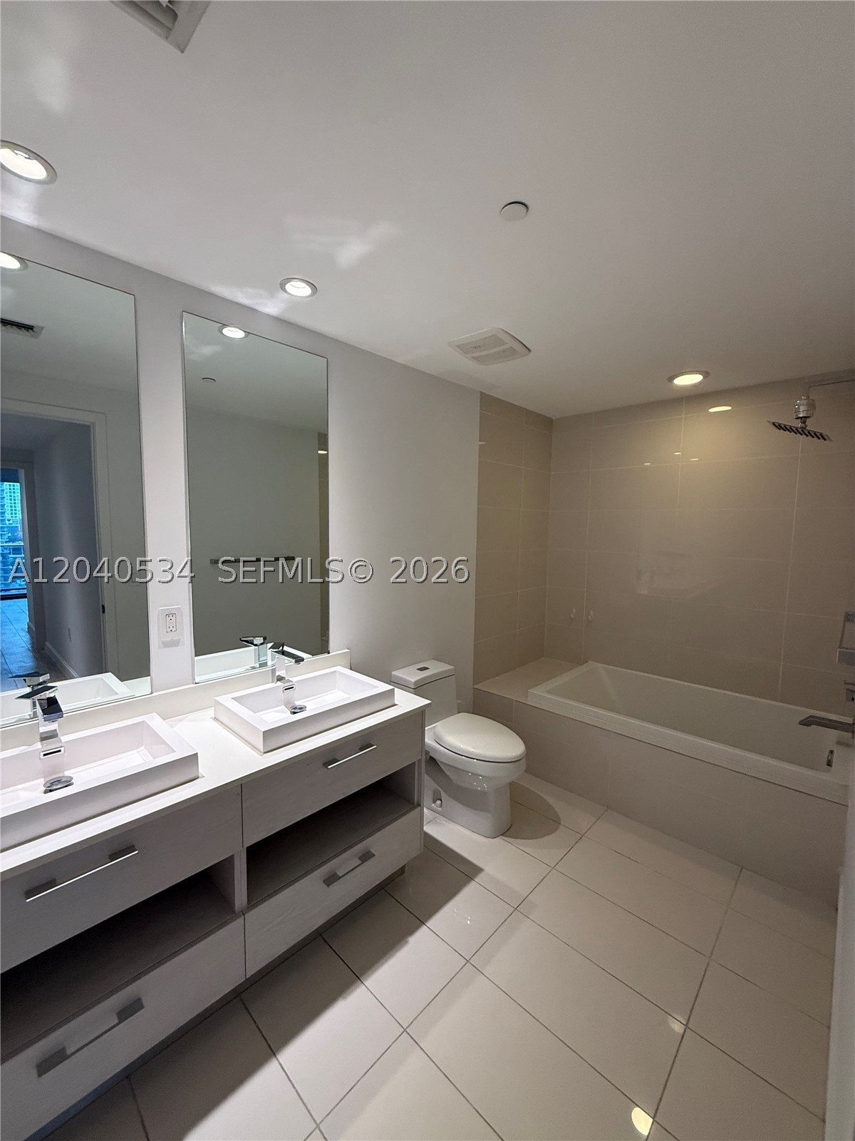 image Brickell Heights East9