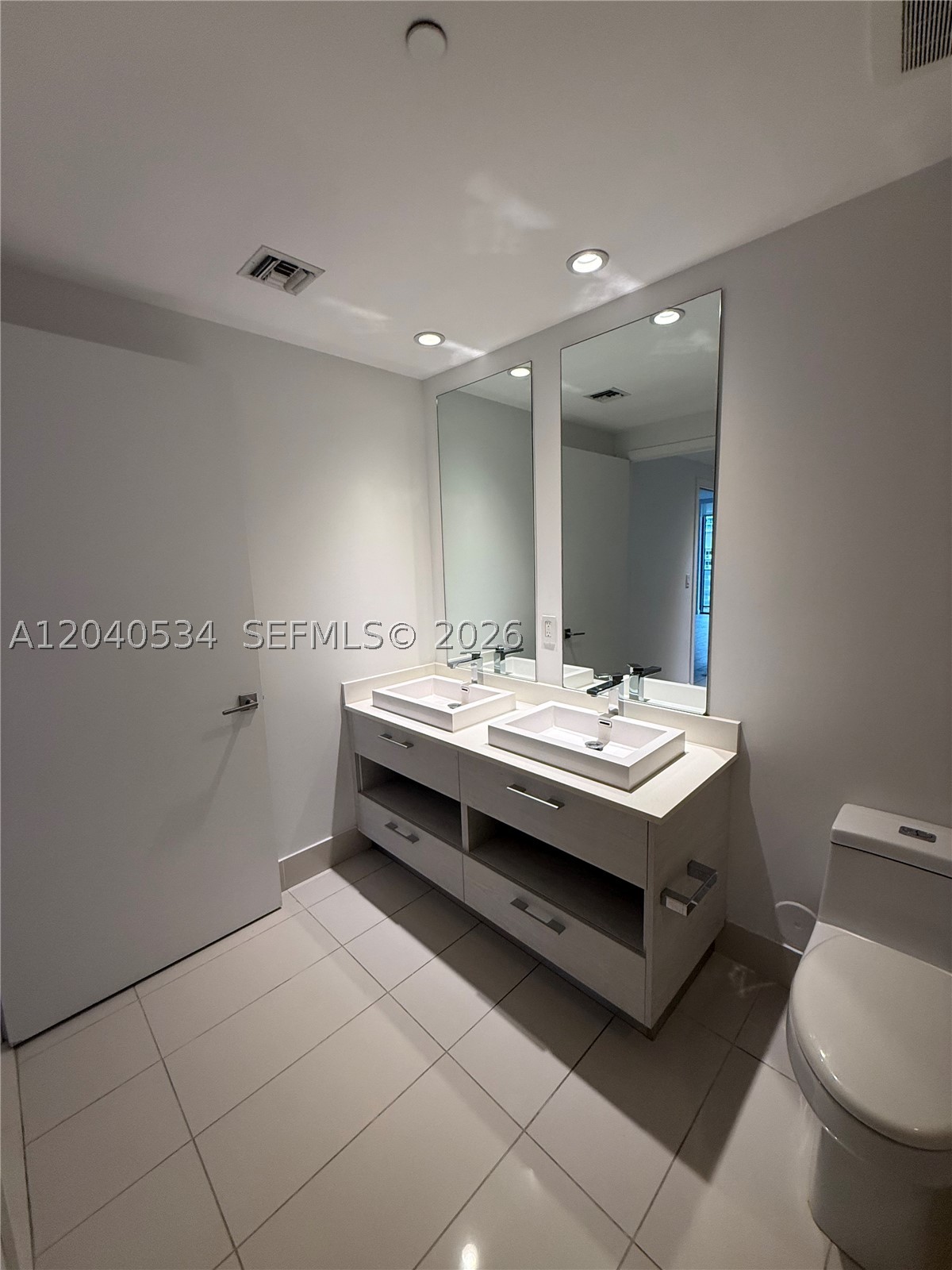 image Brickell Heights East10