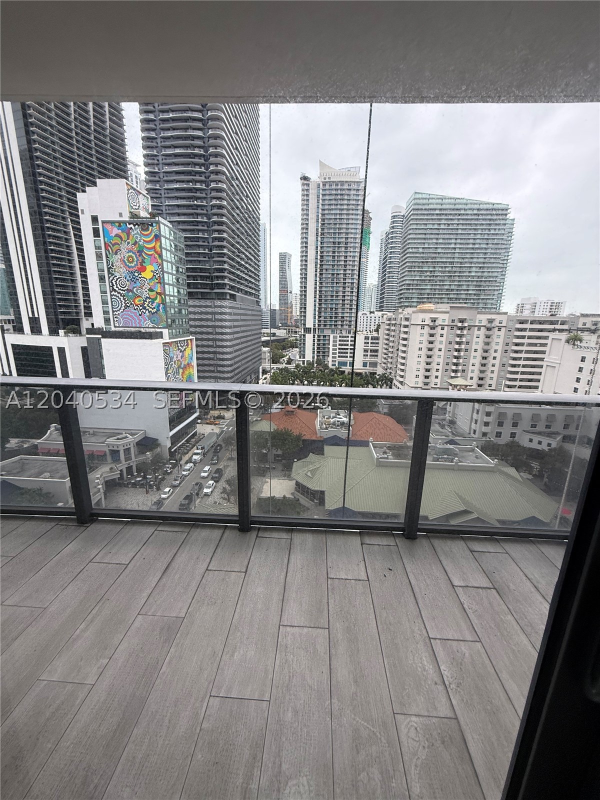 image Brickell Heights East19