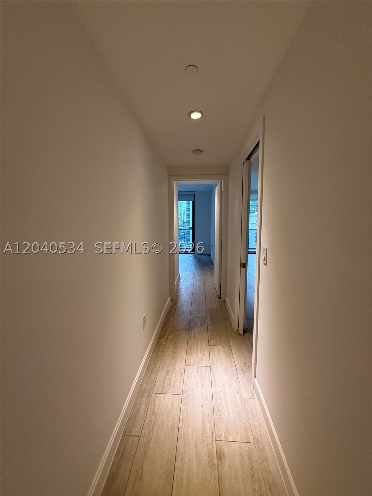 image Brickell Heights East8