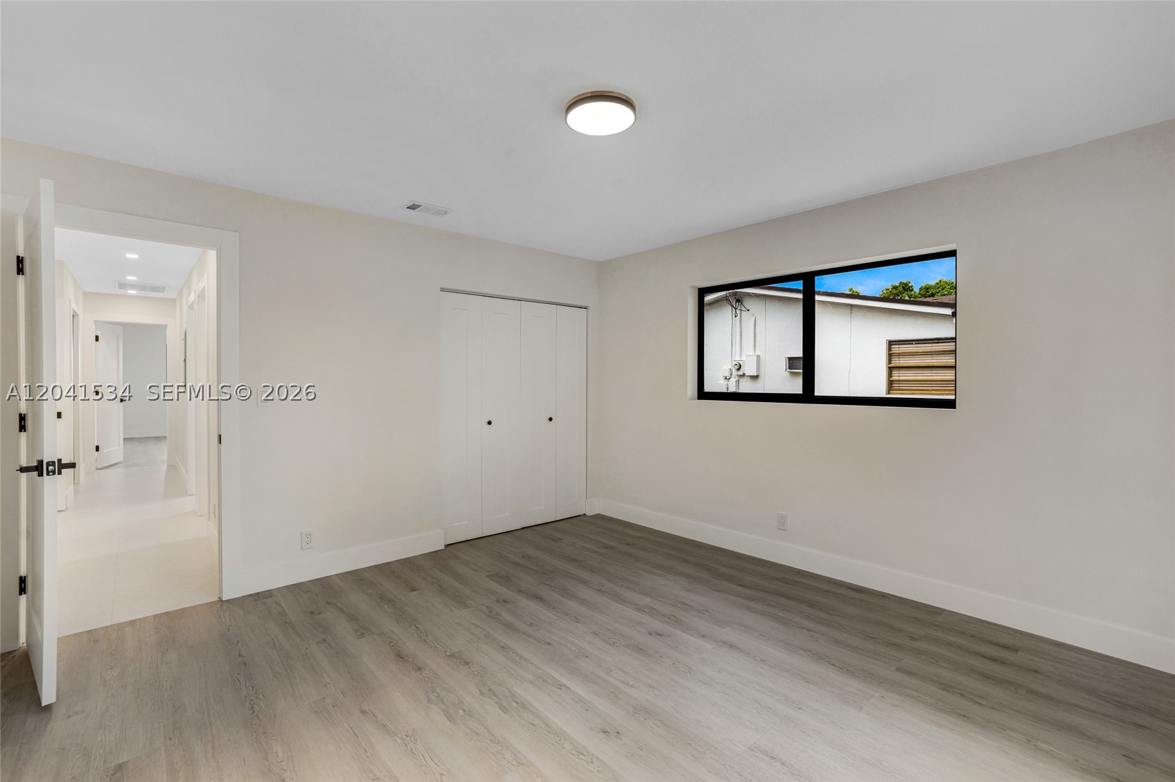 5718 NE 15th Ave Fort Lauderdale, FL 33334
