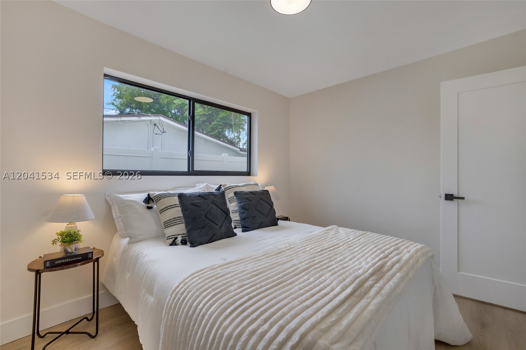 5718 NE 15th Ave Fort Lauderdale, FL 33334