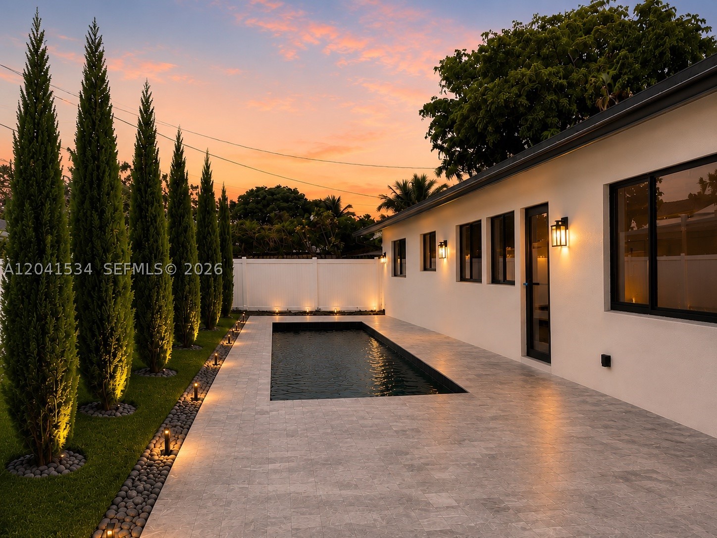 5718 NE 15th Ave Fort Lauderdale, FL 33334