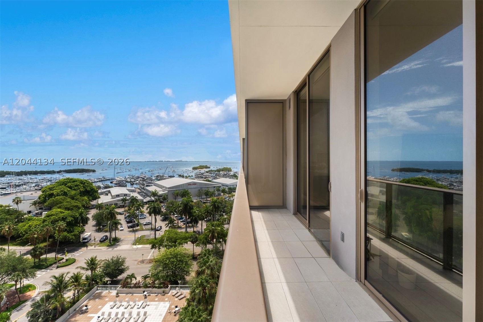 2655 S Bayshore Dr #908