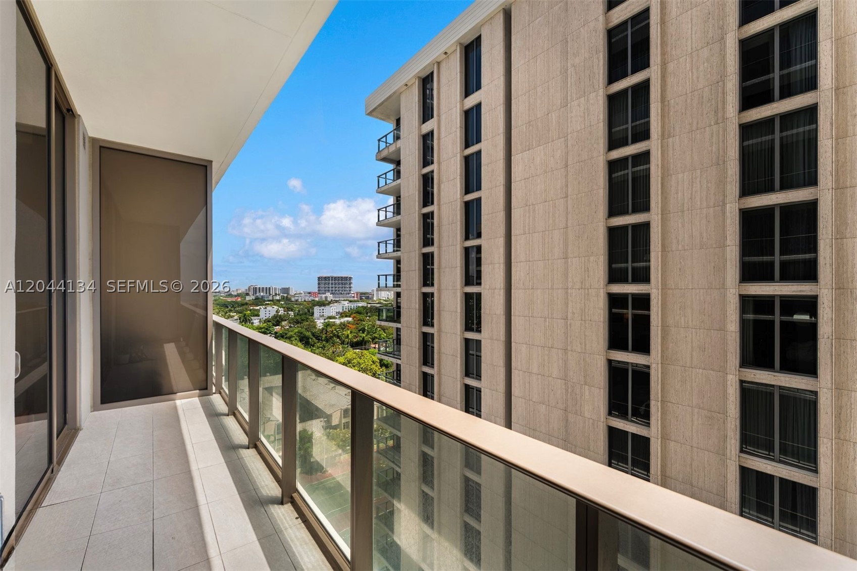 2655 S Bayshore Dr #908 Miami, FL 33133
