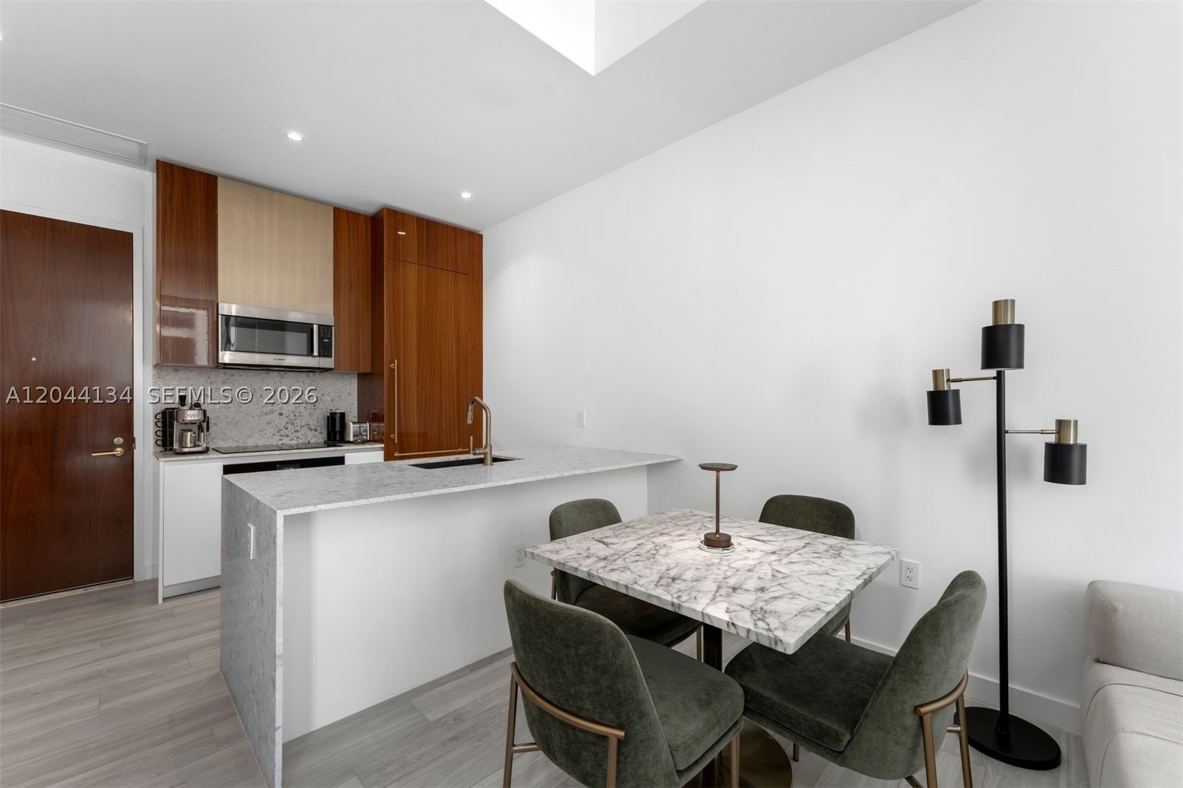 2655 S Bayshore Dr #908 Miami, FL 33133