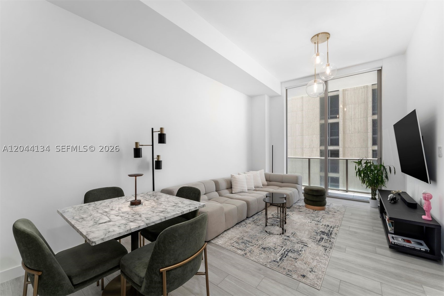 2655 S Bayshore Dr #908 Miami, FL 33133