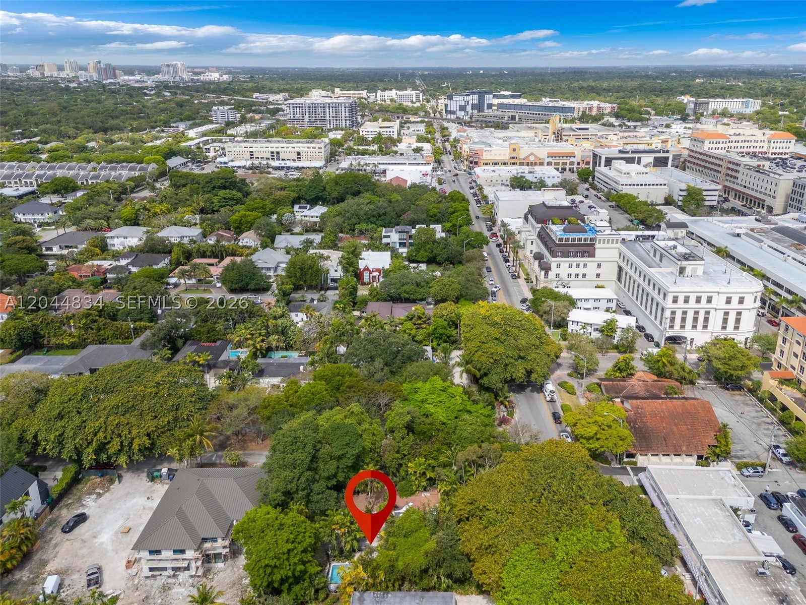 5390 Sunset Dr Miami, FL 33143