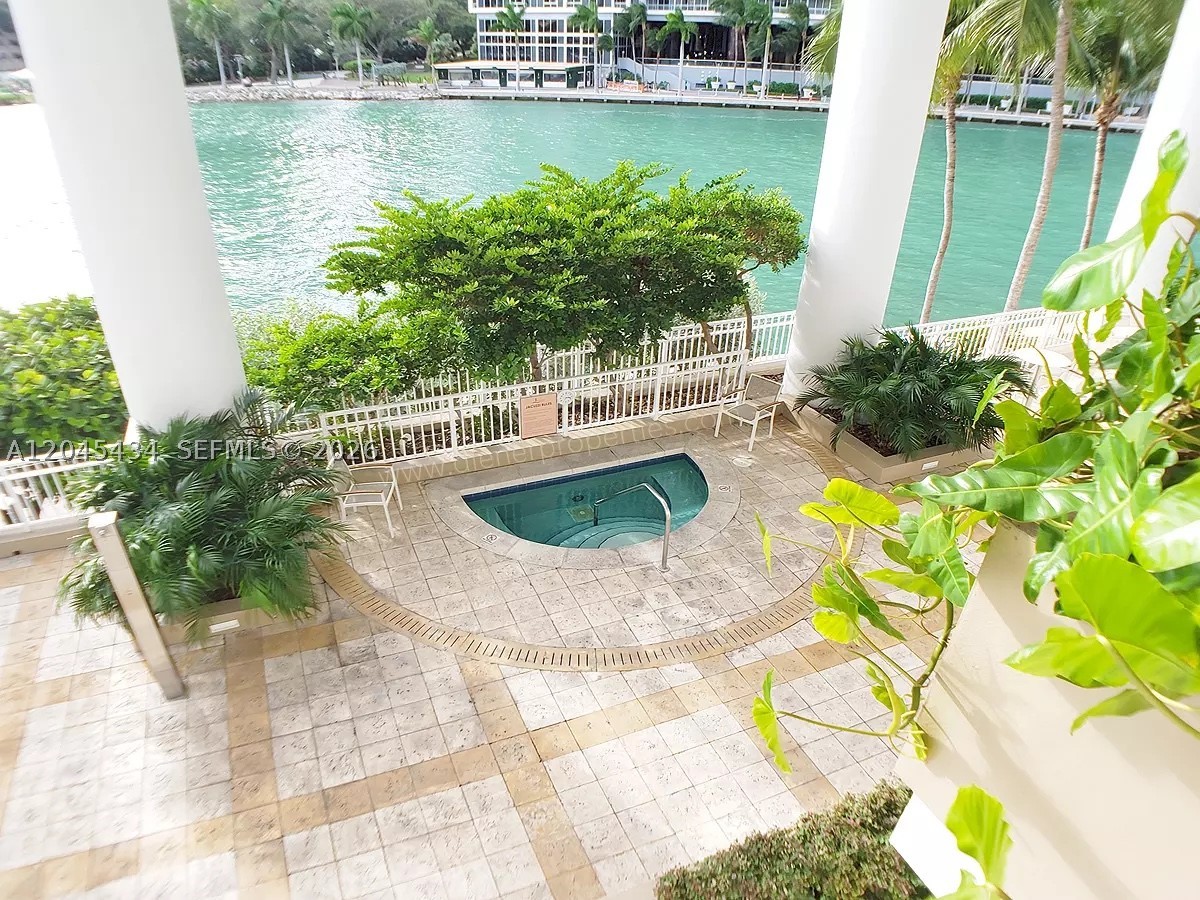 image Courts Brickell Key6