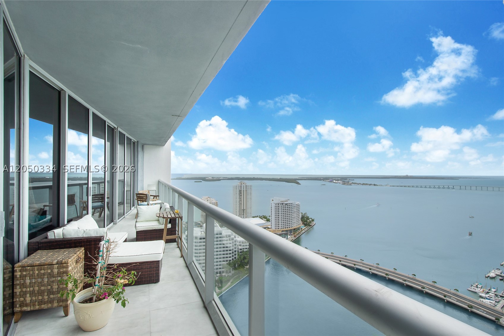 495 Brickell Ave #3803