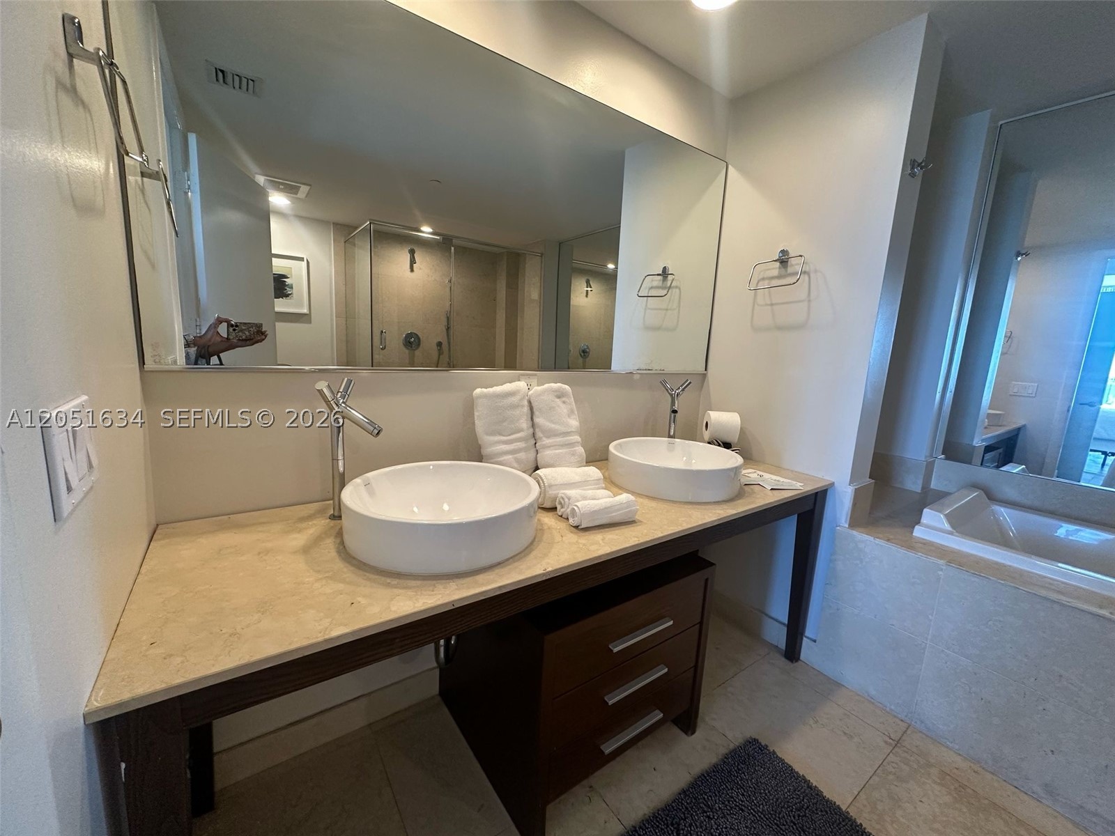 image Icon Brickell III (W Miami)8