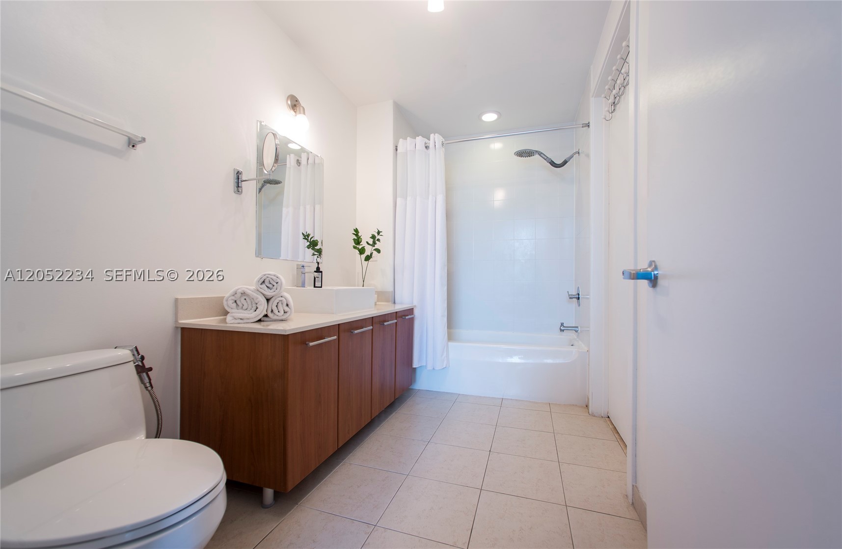 image 4 Midtown6