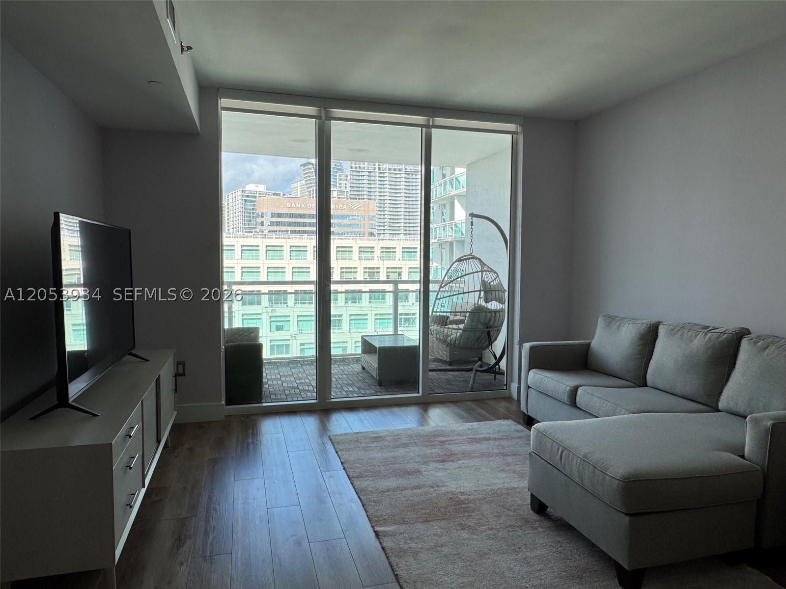 image The Plaza on Brickell West3