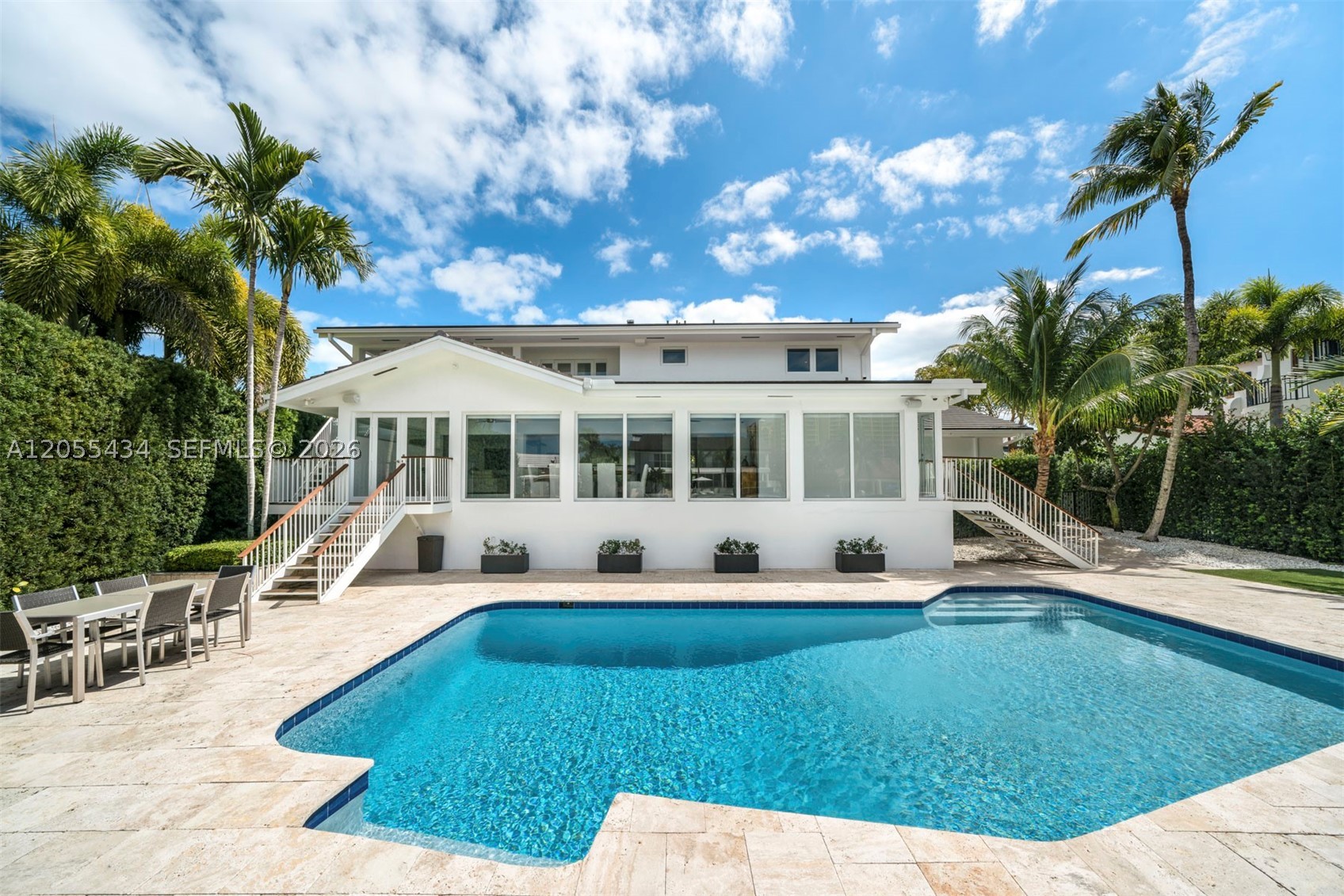 6832 Sunrise Ct Coral Gables, FL 33133