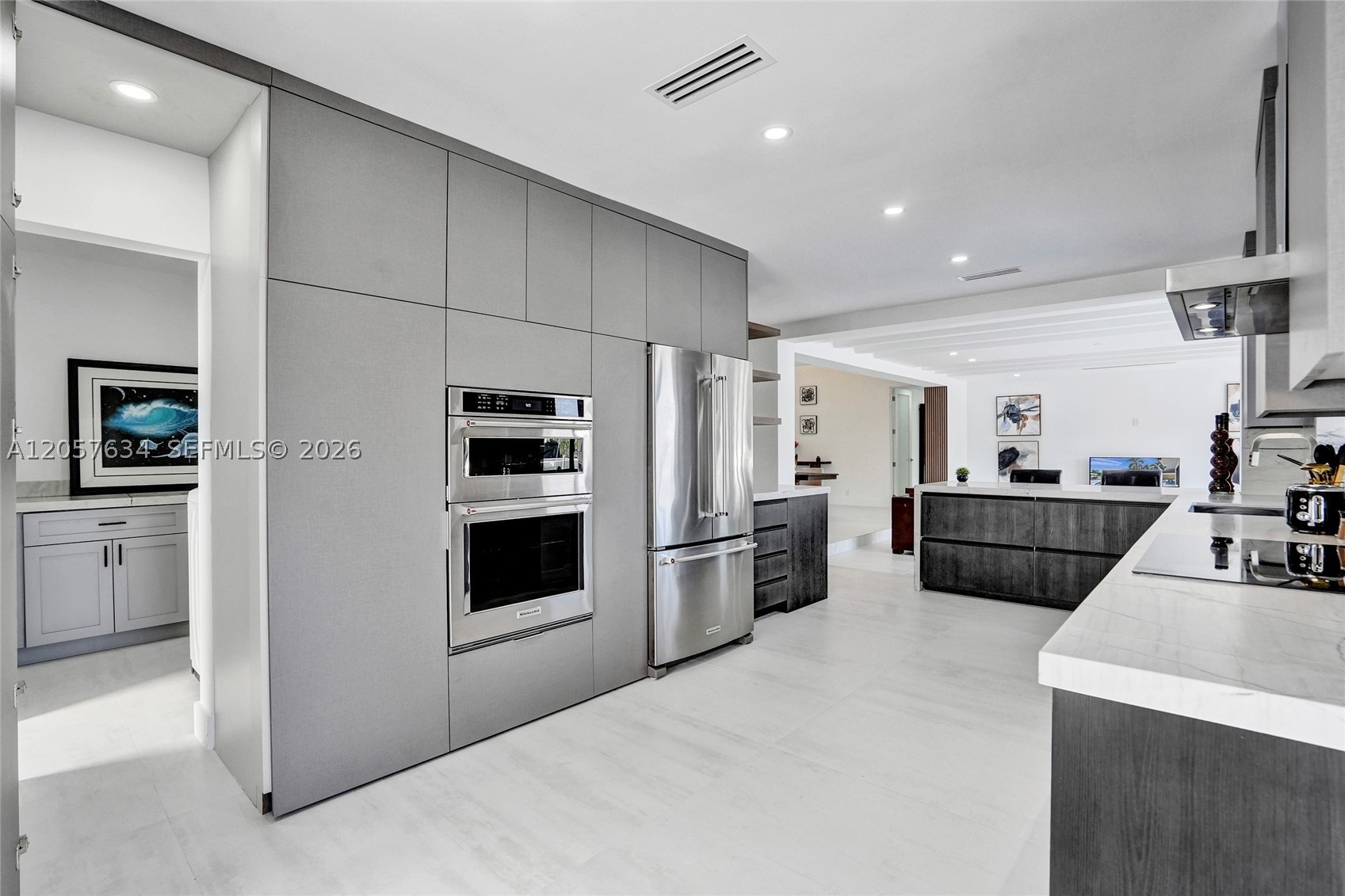 3010 NE 46th St Fort Lauderdale, FL 33308