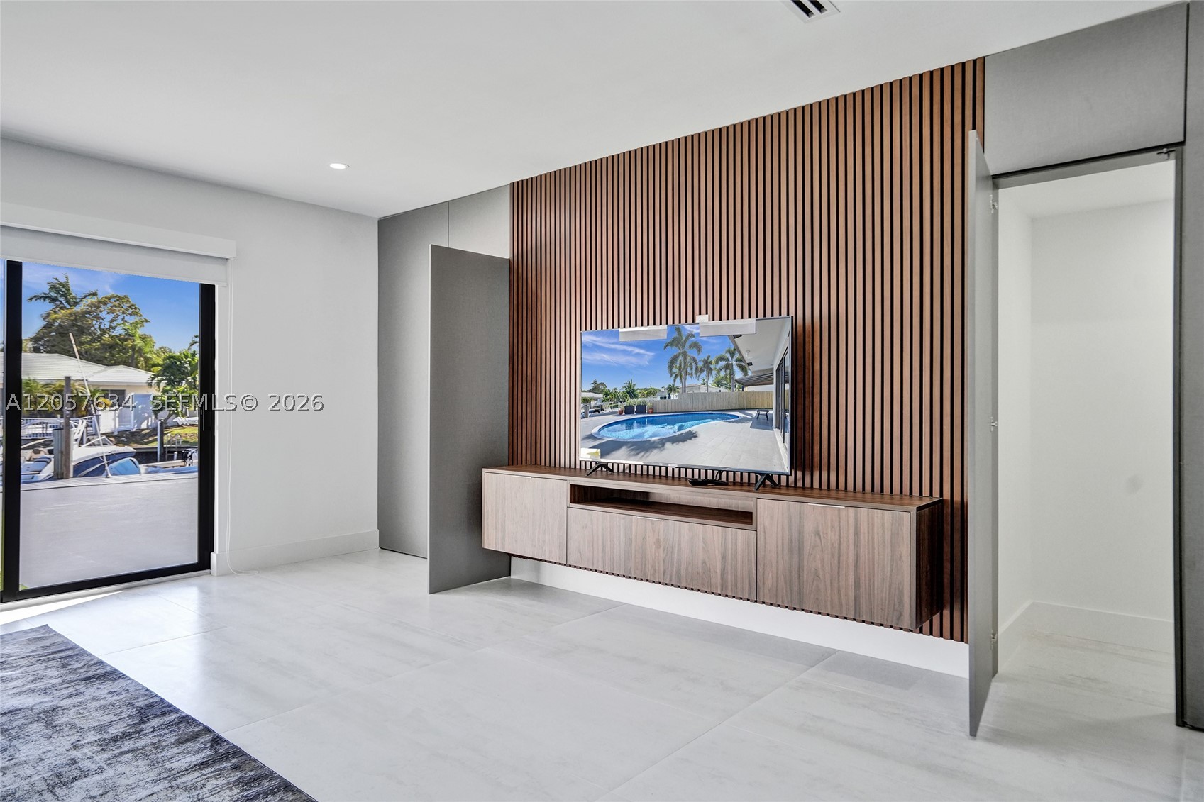3010 NE 46th St Fort Lauderdale, FL 33308
