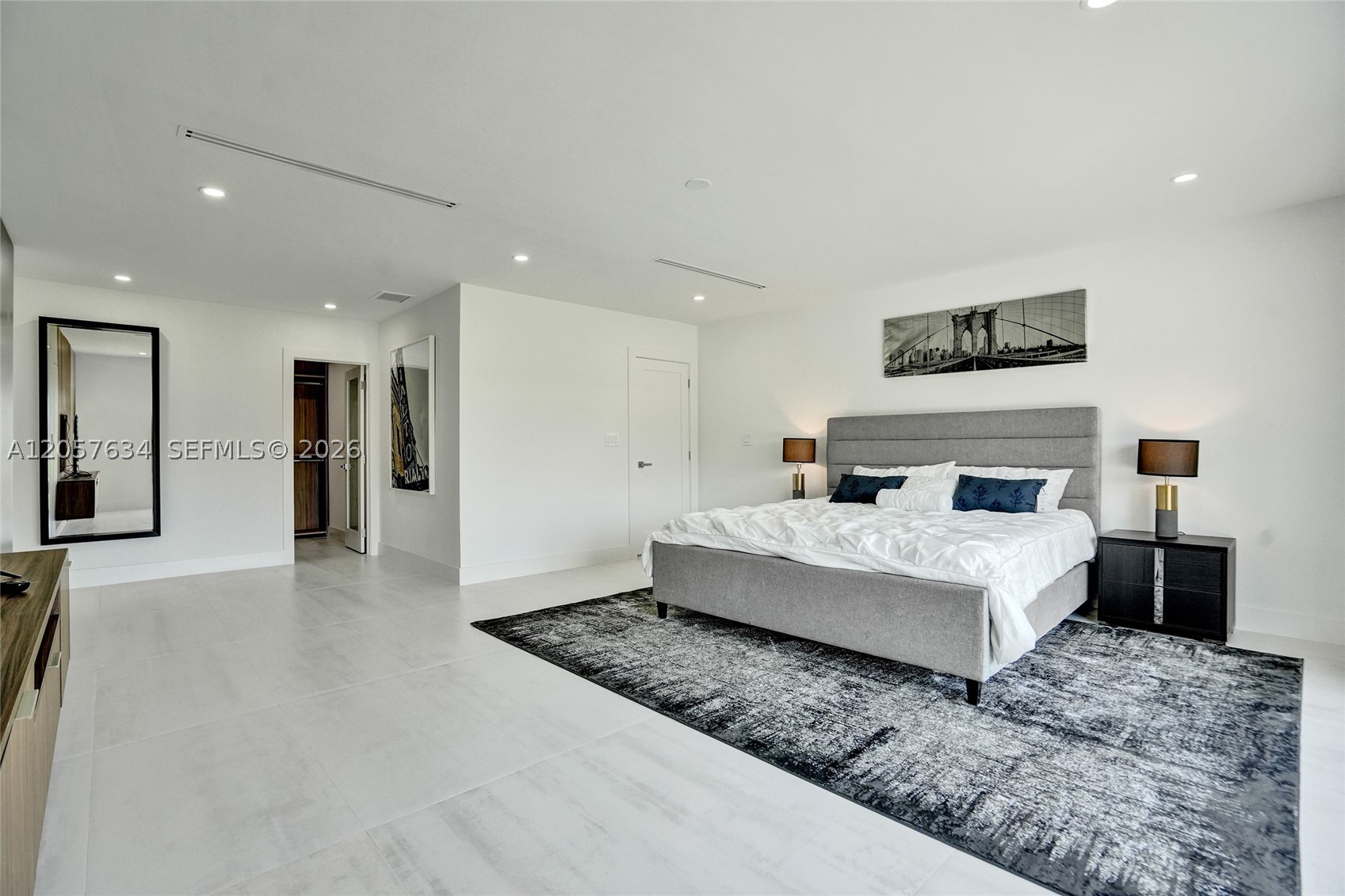 3010 NE 46th St Fort Lauderdale, FL 33308