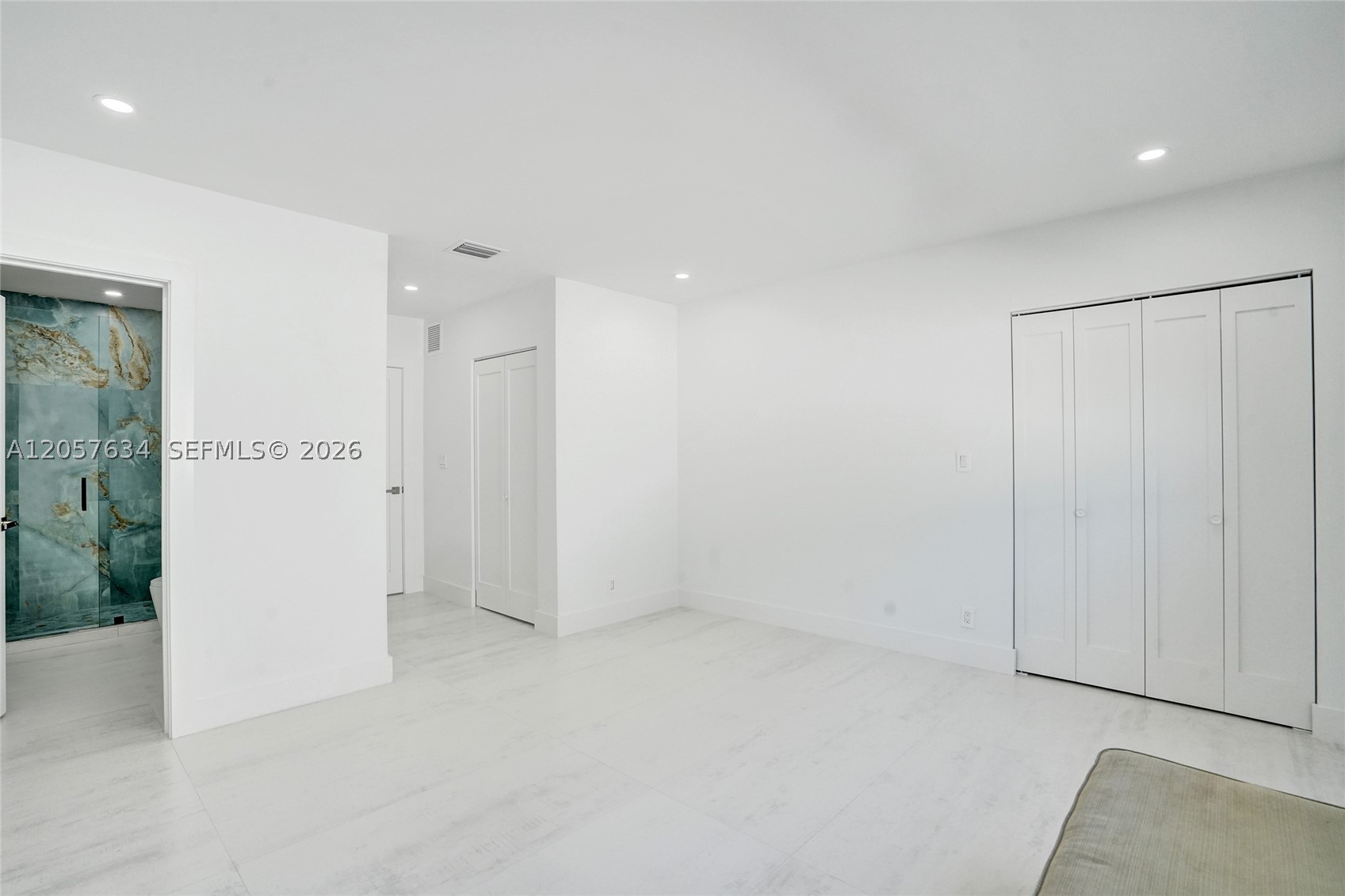 3010 NE 46th St Fort Lauderdale, FL 33308